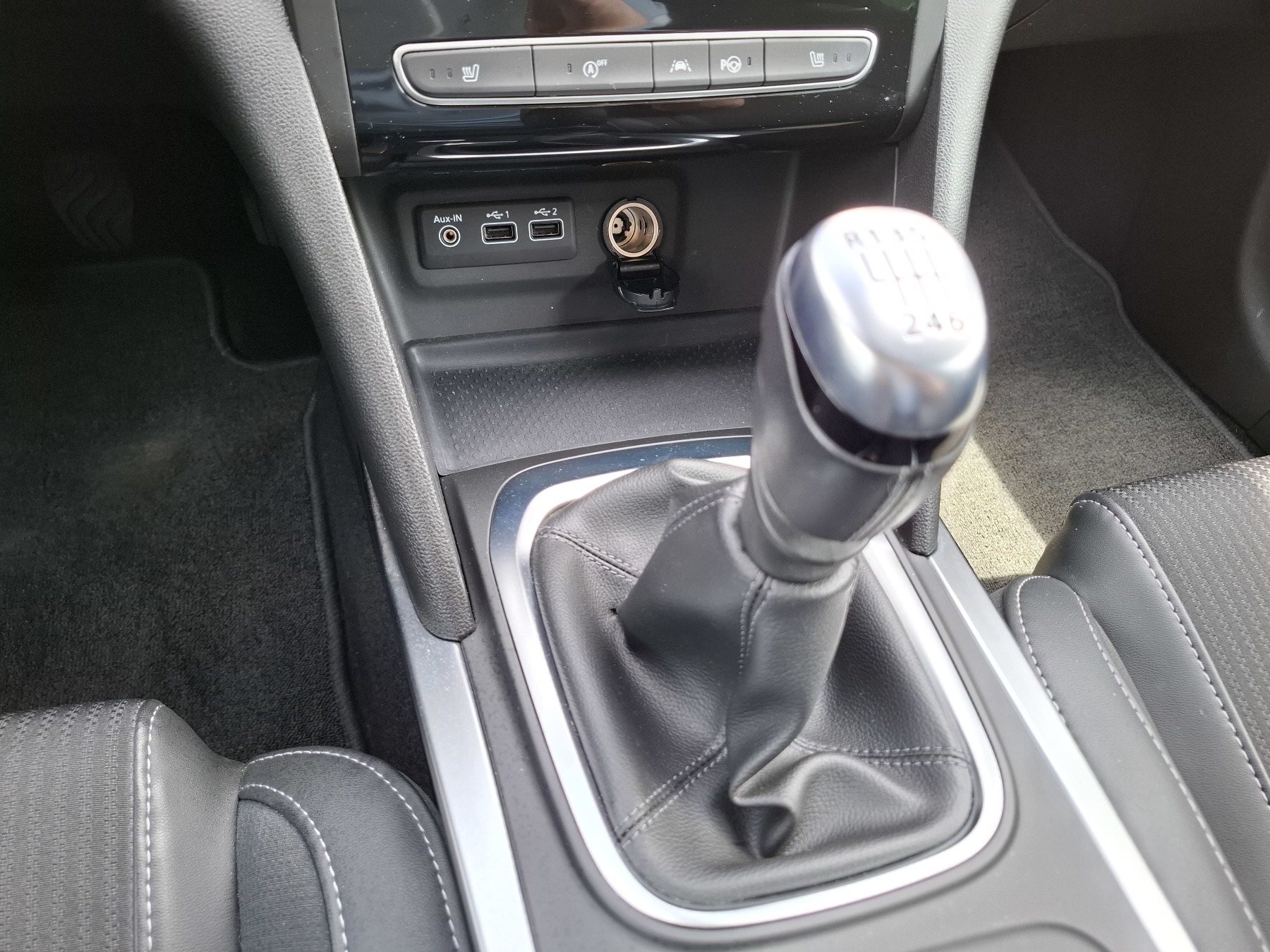 Bild 25 - Megane 5-Türer INTENS TCe 140 GPF