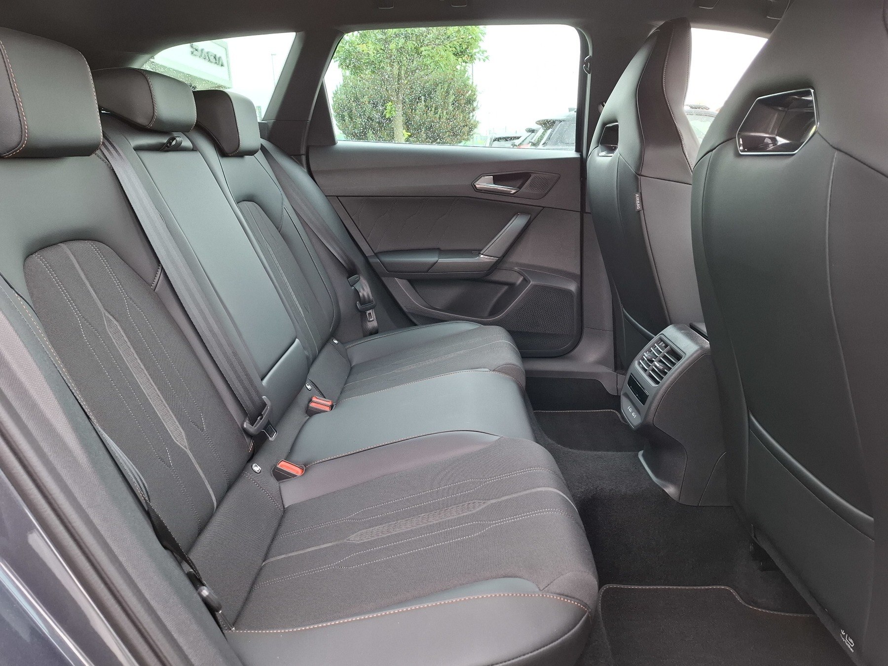 Bild 15 - Leon ST VZ 2.0 TSI 4Drive (310 PS) 7-Gang-DSG