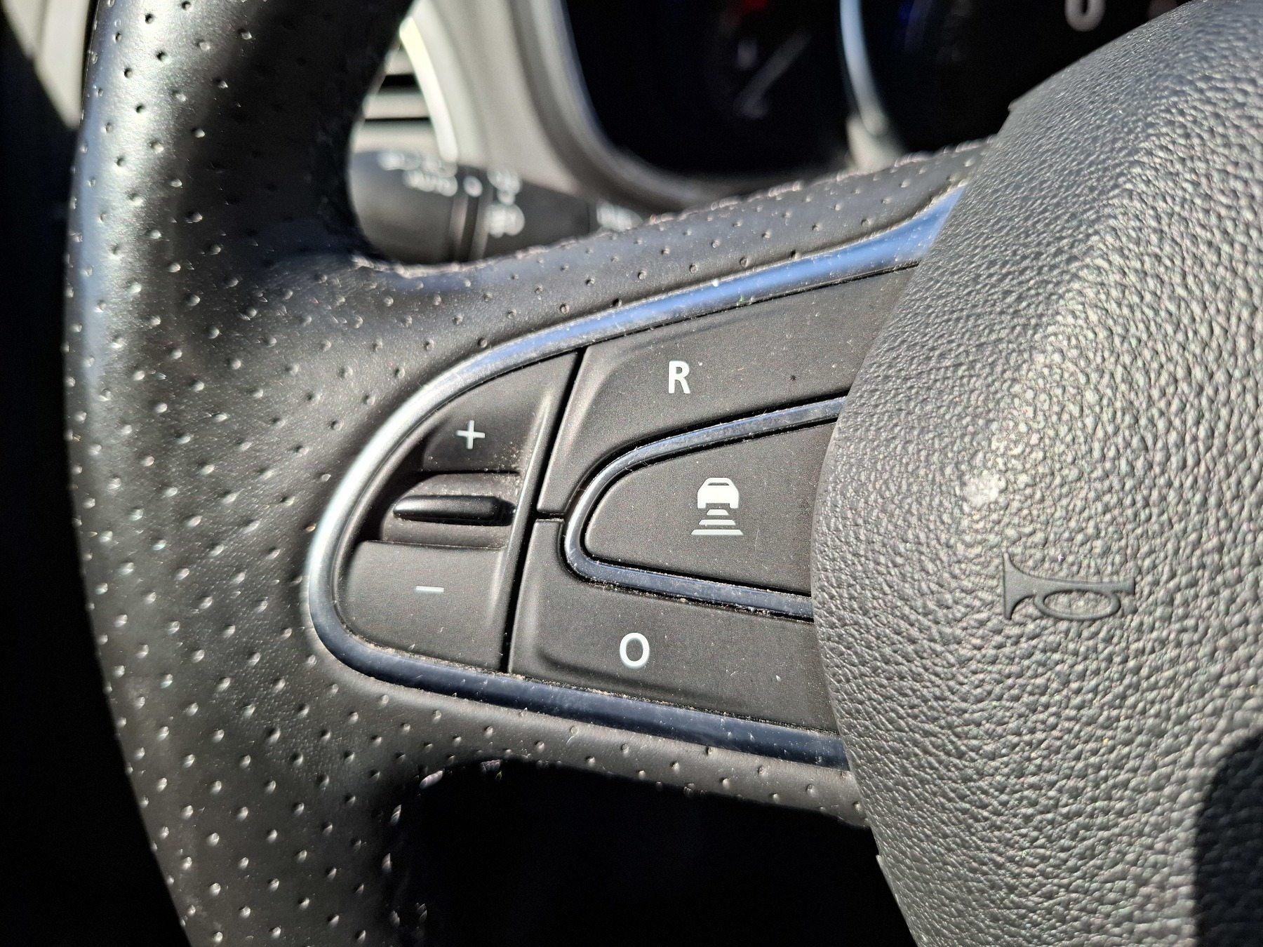 Bild 24 - Koleos 2.0 dCi 175 FAP Energy Initiale Paris 4x4
