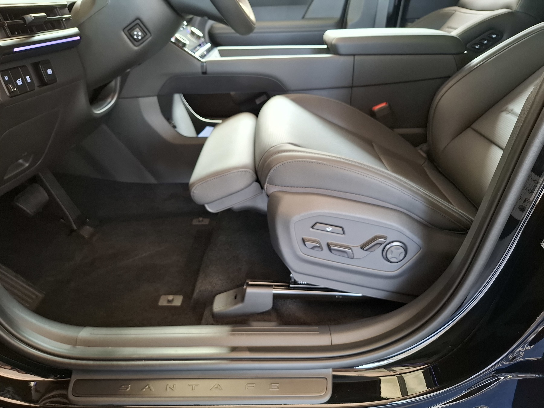 Bild 39 - SANTA FE HEV 1.6 T-GDI (239 PS) 4WD Blackline