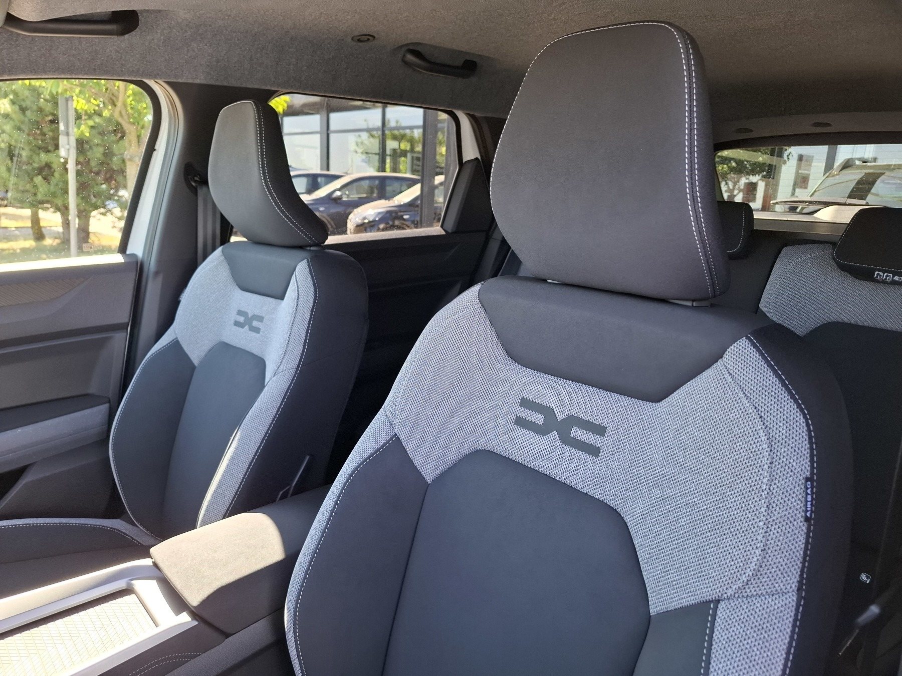 Bild 35 - Bigster Journey HYBRID 155
