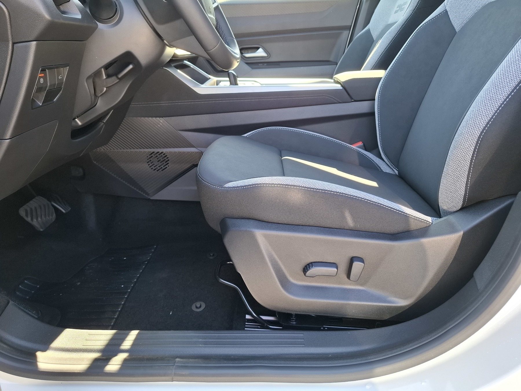 Bild 36 - Bigster Journey HYBRID 155