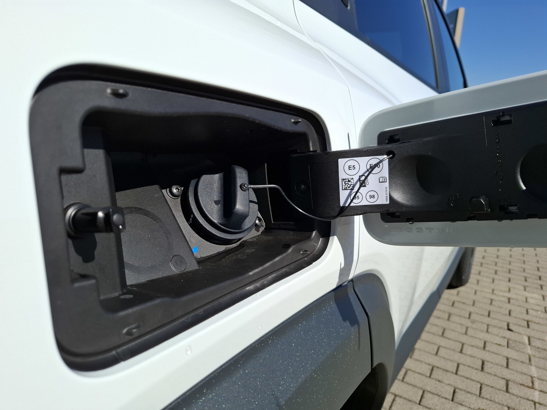 Bild 42 - Bigster Journey HYBRID 155