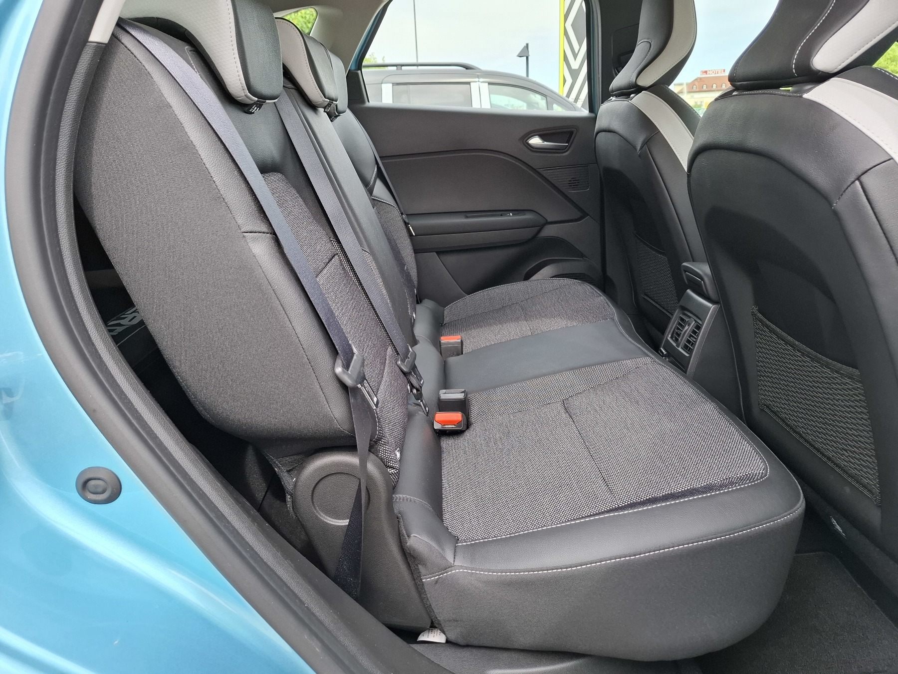 Bild 16 - Captur INTENS TCe 140 EDC GPF