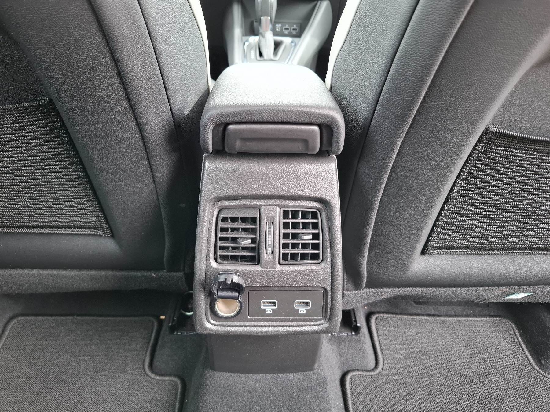 Bild 17 - Captur INTENS TCe 140 EDC GPF