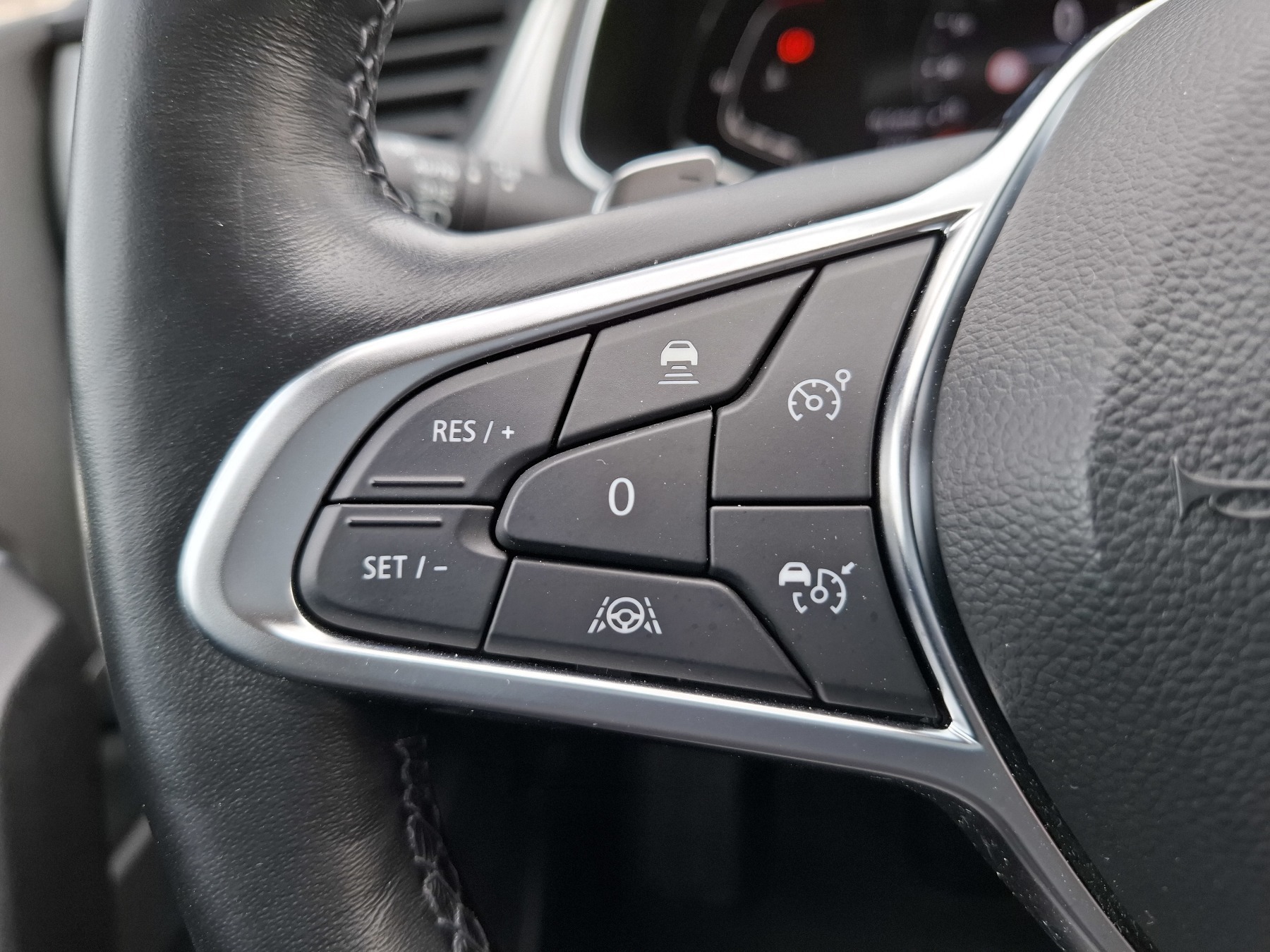 Bild 22 - Captur INTENS TCe 140 EDC GPF
