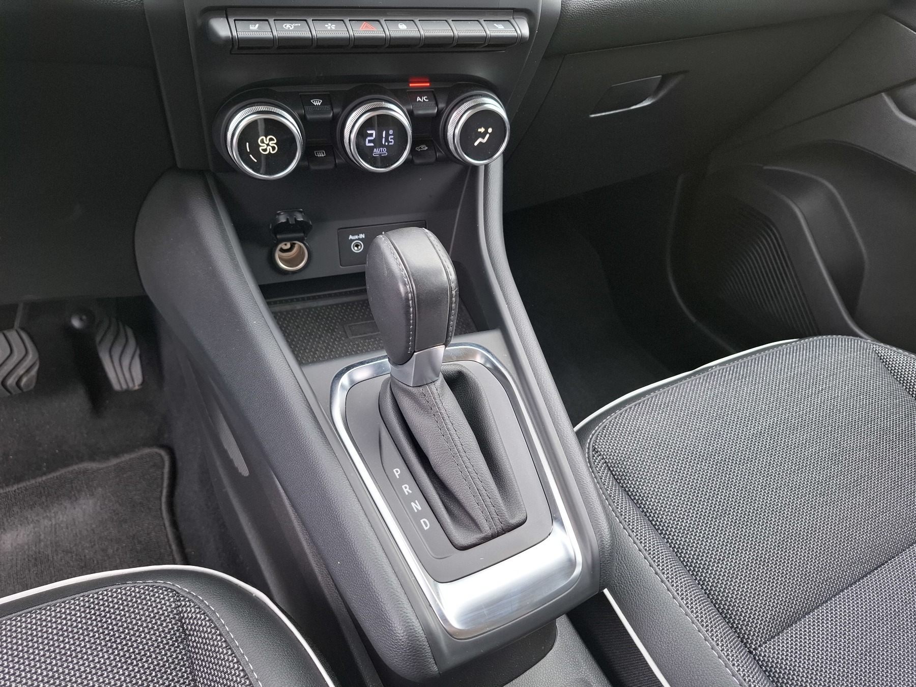 Bild 27 - Captur INTENS TCe 140 EDC GPF