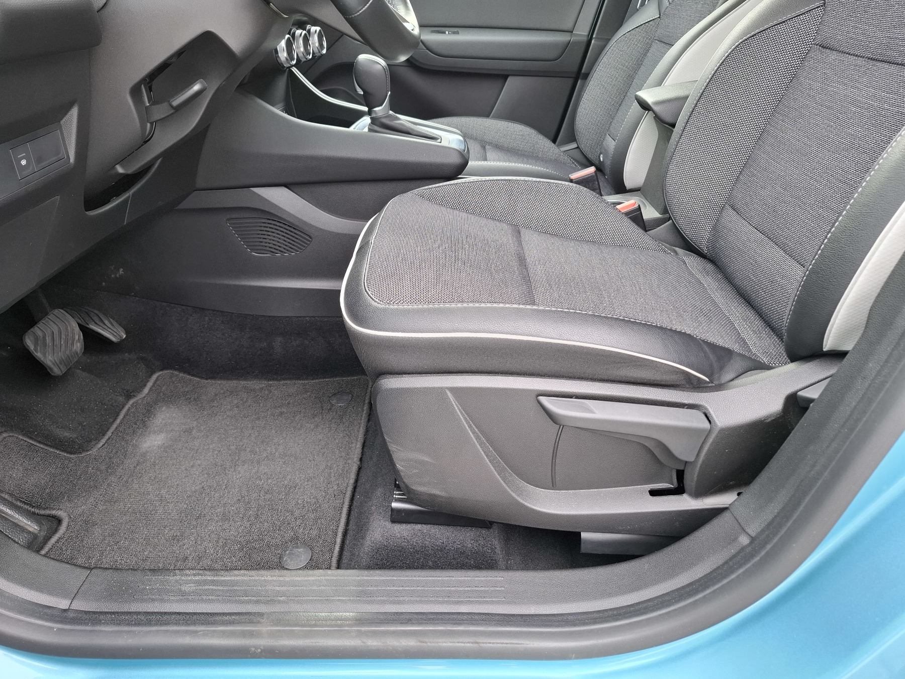 Bild 32 - Captur INTENS TCe 140 EDC GPF