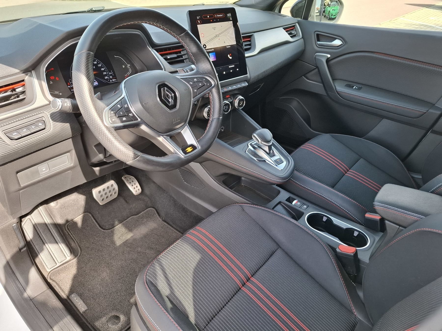 Bild 20 - Captur R.S. LINE TCe 140 EDC