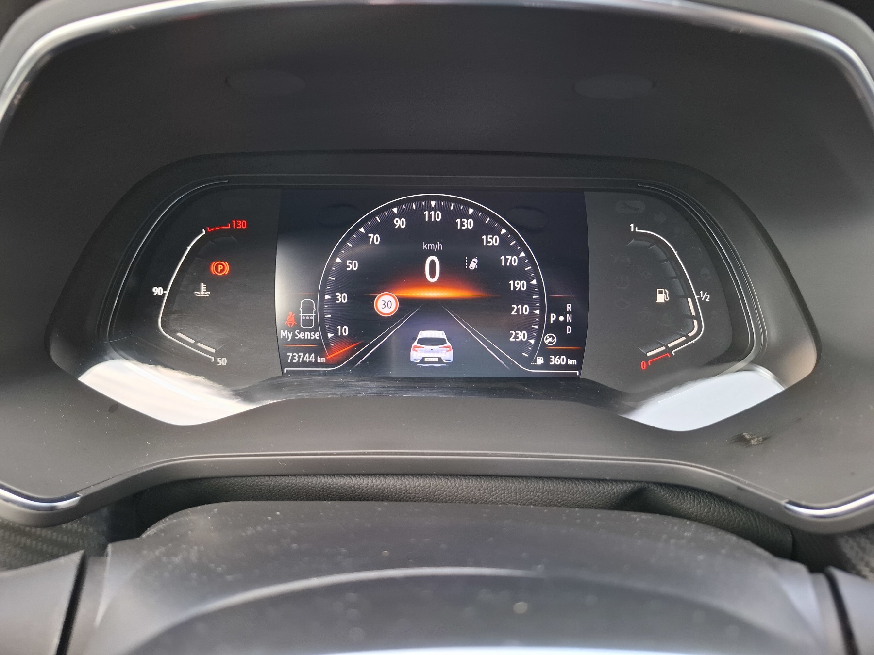 Bild 24 - Captur R.S. LINE TCe 140 EDC
