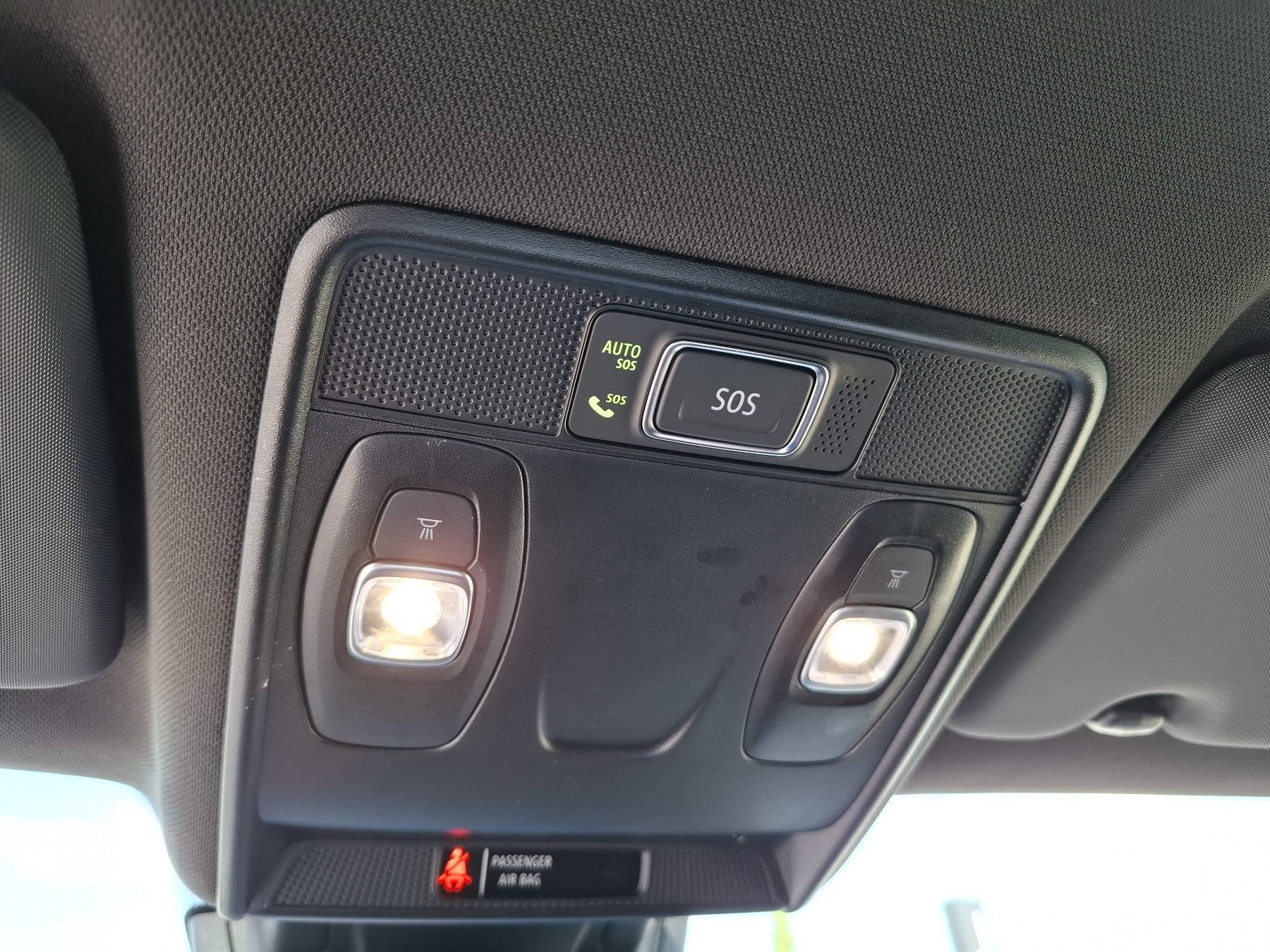 Bild 32 - Captur R.S. LINE TCe 140 EDC