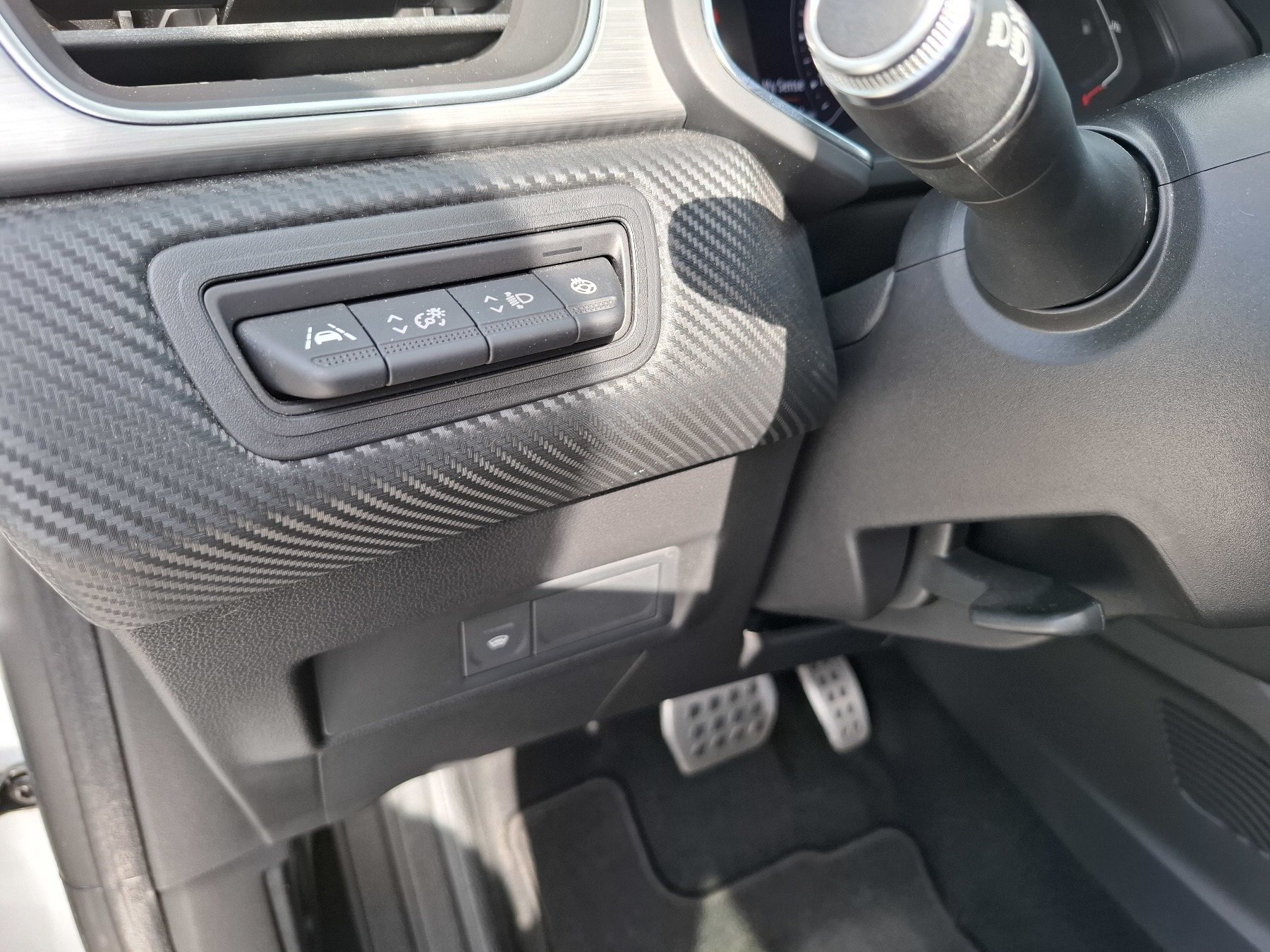 Bild 37 - Captur R.S. LINE TCe 140 EDC