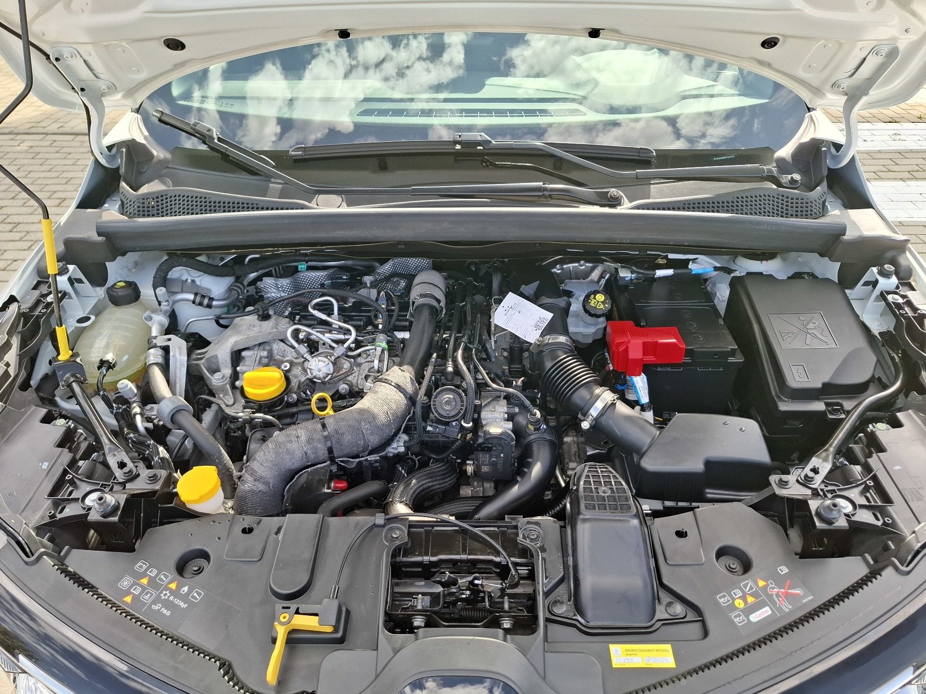 Bild 38 - Captur R.S. LINE TCe 140 EDC