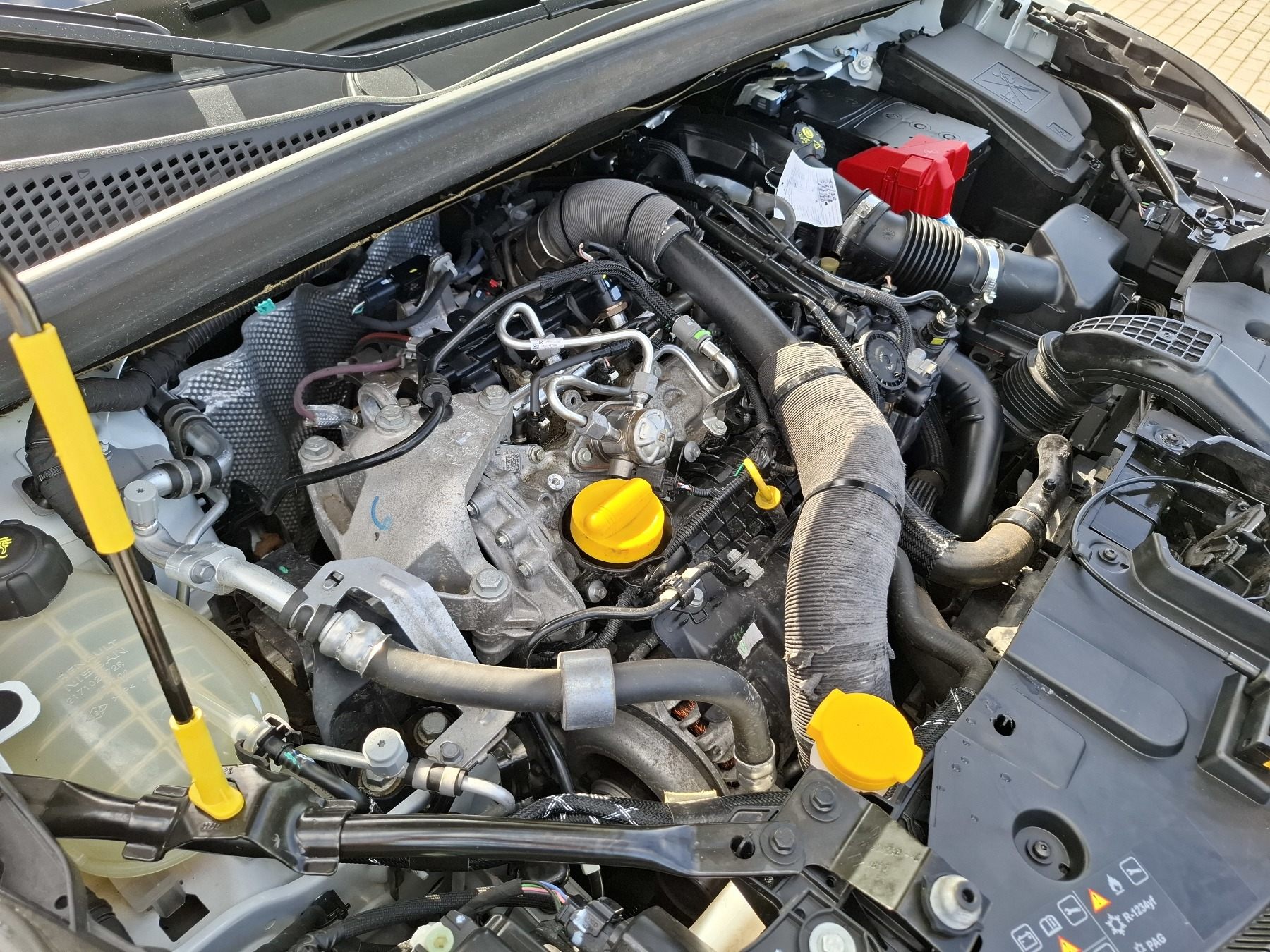 Bild 39 - Captur R.S. LINE TCe 140 EDC