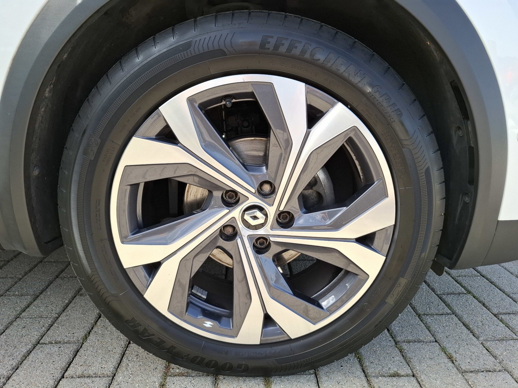 Bild 41 - Captur R.S. LINE TCe 140 EDC