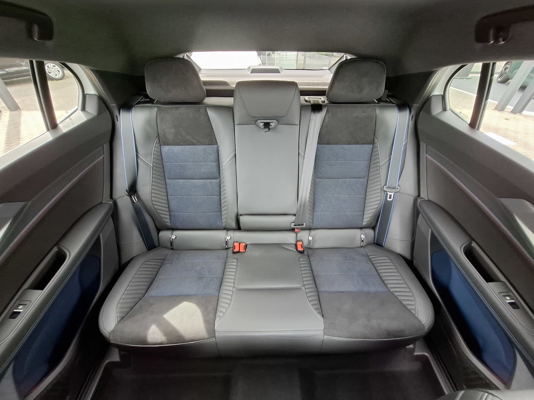 Bild 19 - Rafale Esprit Alpine Full Hybrid E-Tech 200