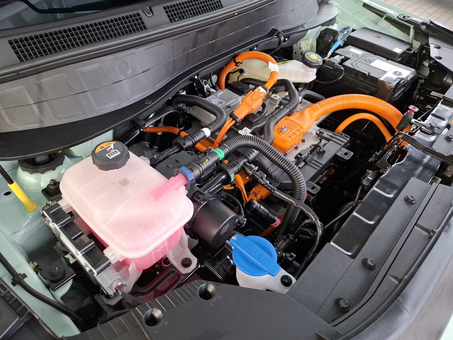 Bild 41 - INSTER Lounge EV (MY27) 49 kWh (115 PS) 2WD