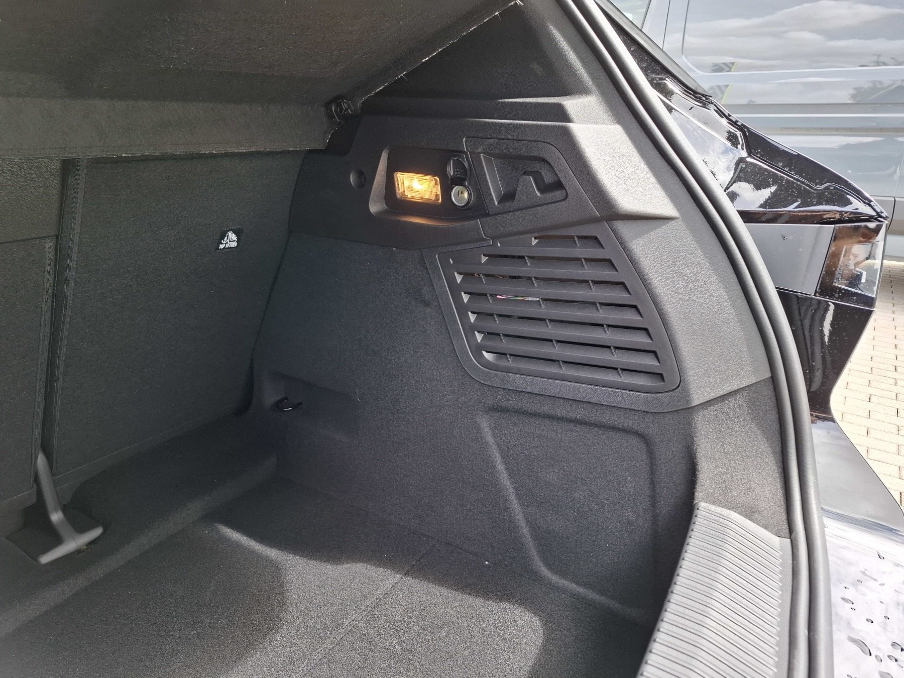 Bild 12 - Scenic E-TECH Esprit Alpine 220 Long Range