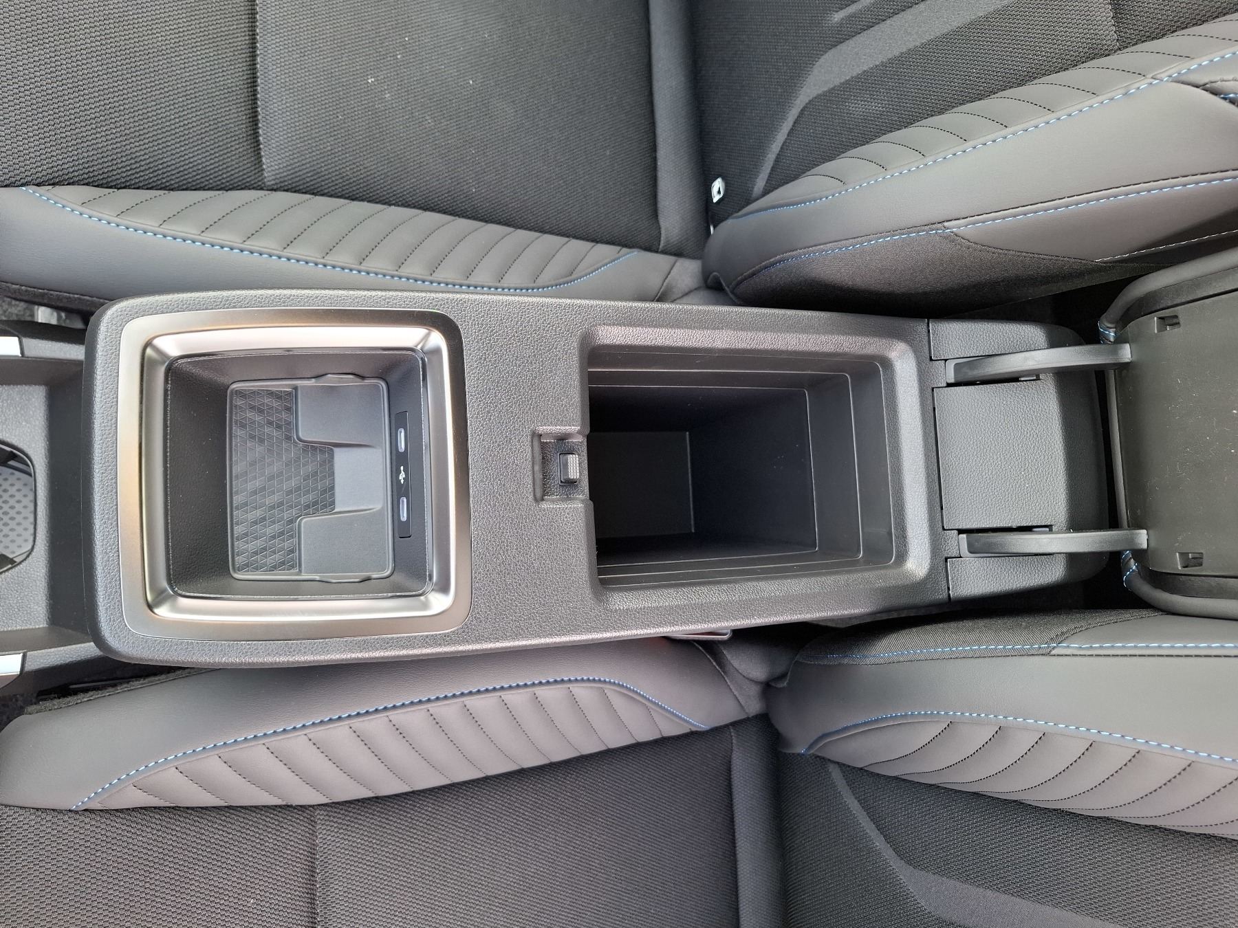 Bild 32 - Scenic E-TECH Esprit Alpine 220 Long Range