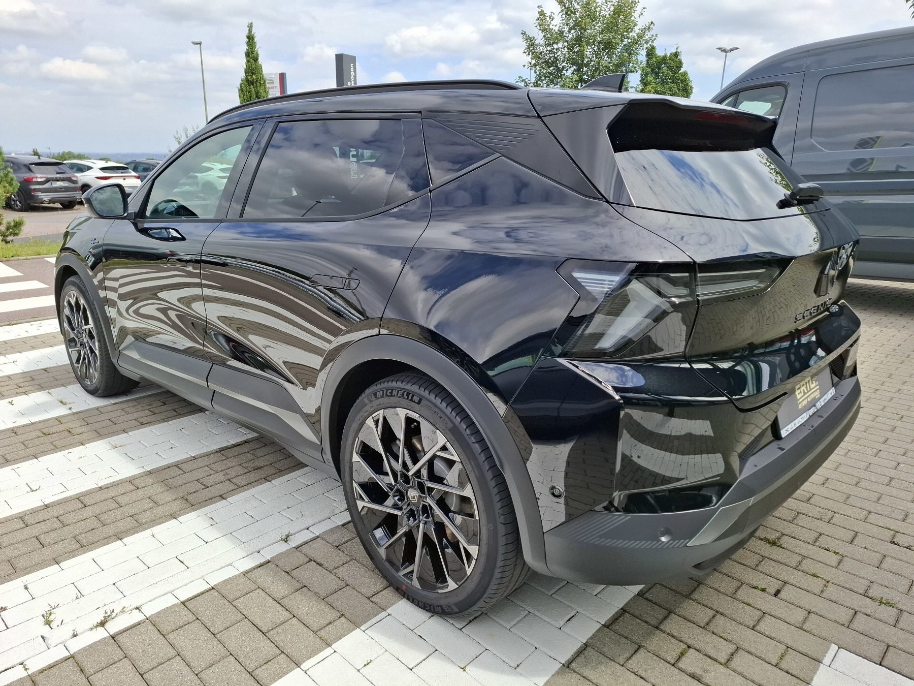 Bild 7 - Scenic E-TECH Esprit Alpine 220 Long Range
