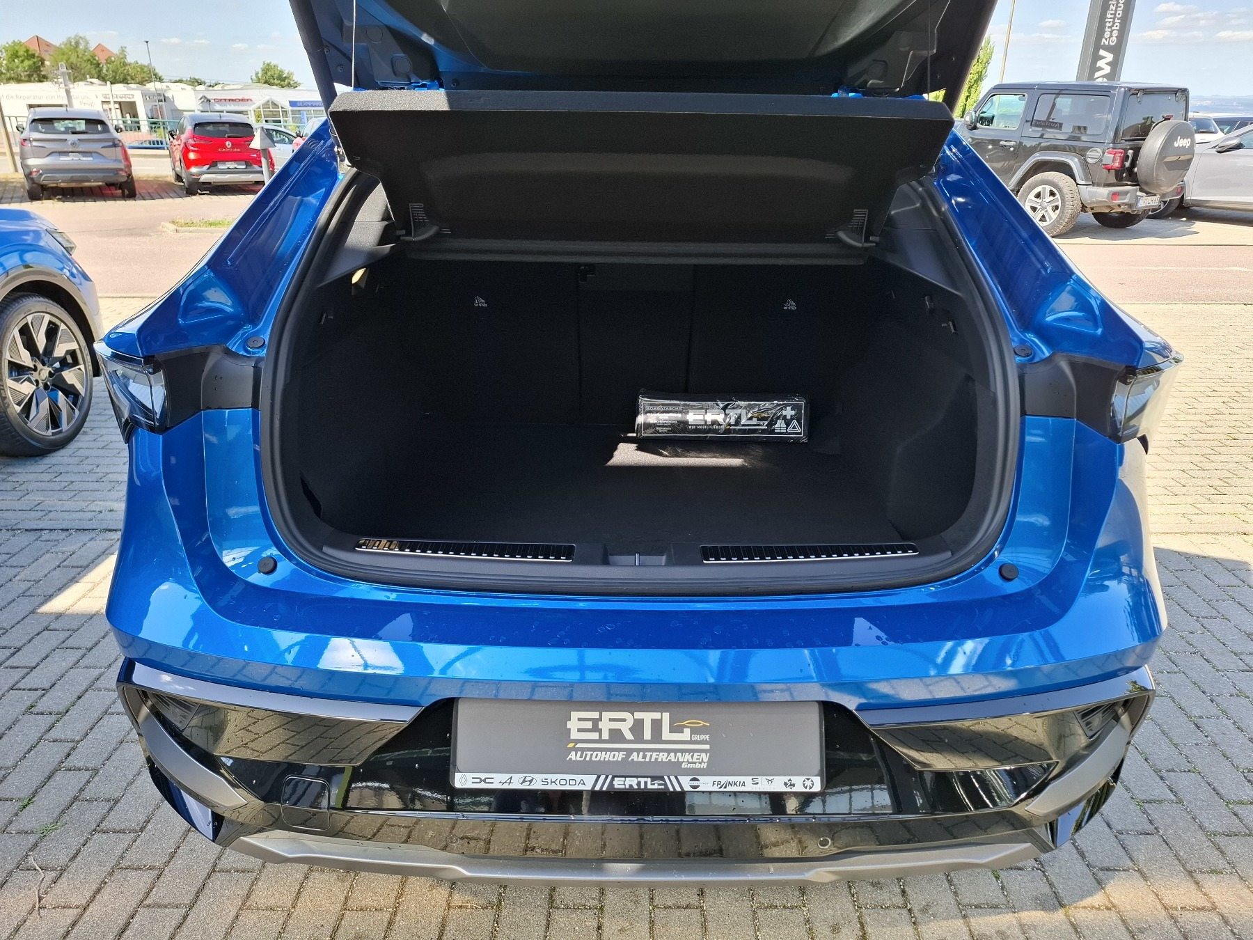 Bild 10 - Rafale Esprit Alpine E-Tech Full Hybr. 200