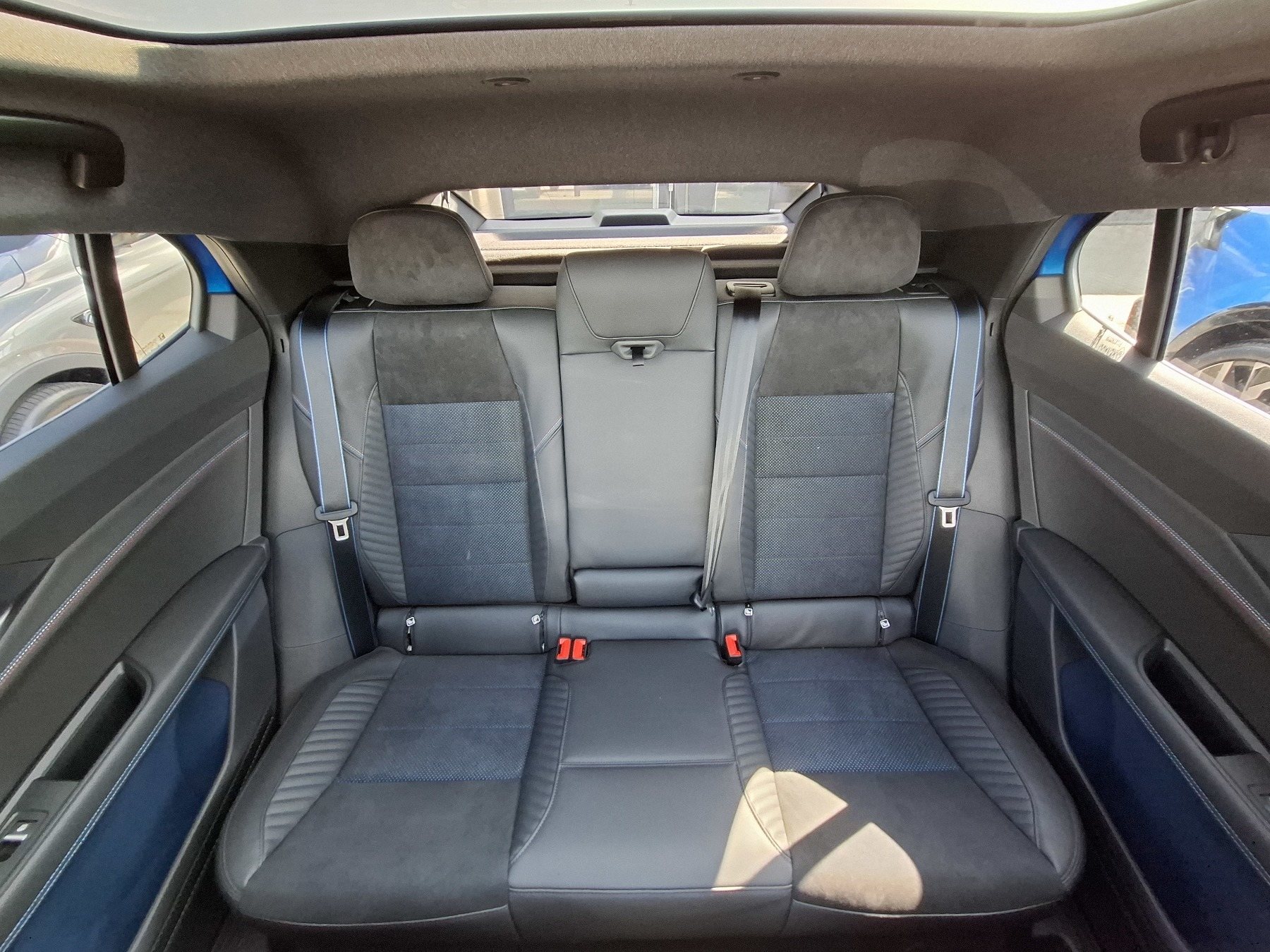 Bild 20 - Rafale Esprit Alpine E-Tech Full Hybr. 200