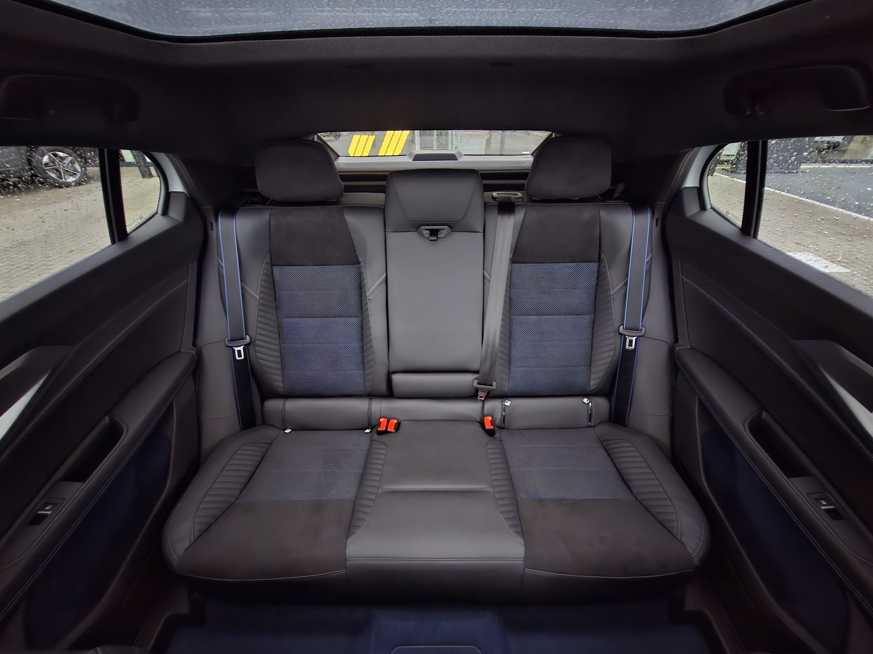 Bild 19 - Rafale Atelier Alpine E-Tech 4x4 300 Plug-in