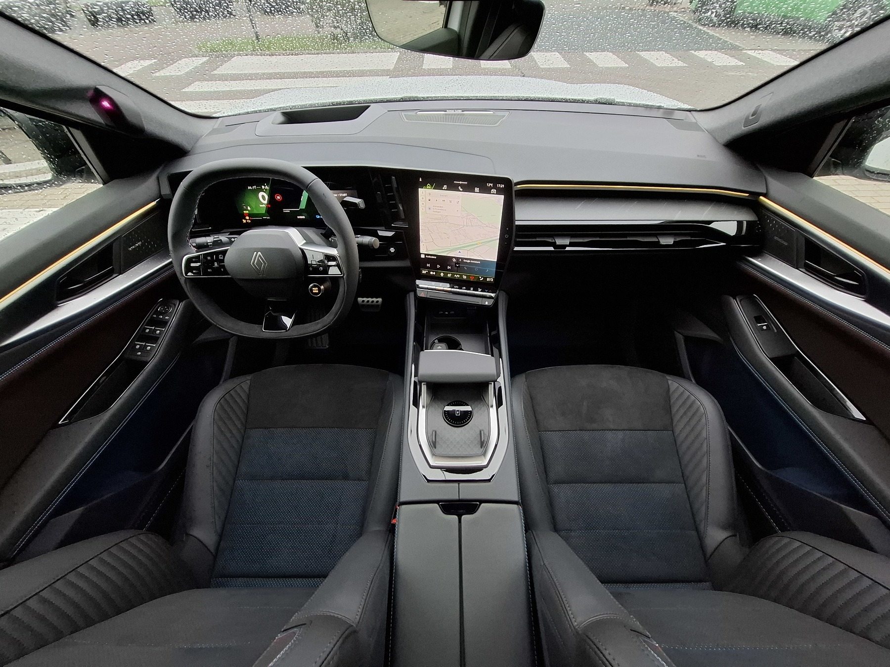 Bild 20 - Rafale Atelier Alpine E-Tech 4x4 300 Plug-in