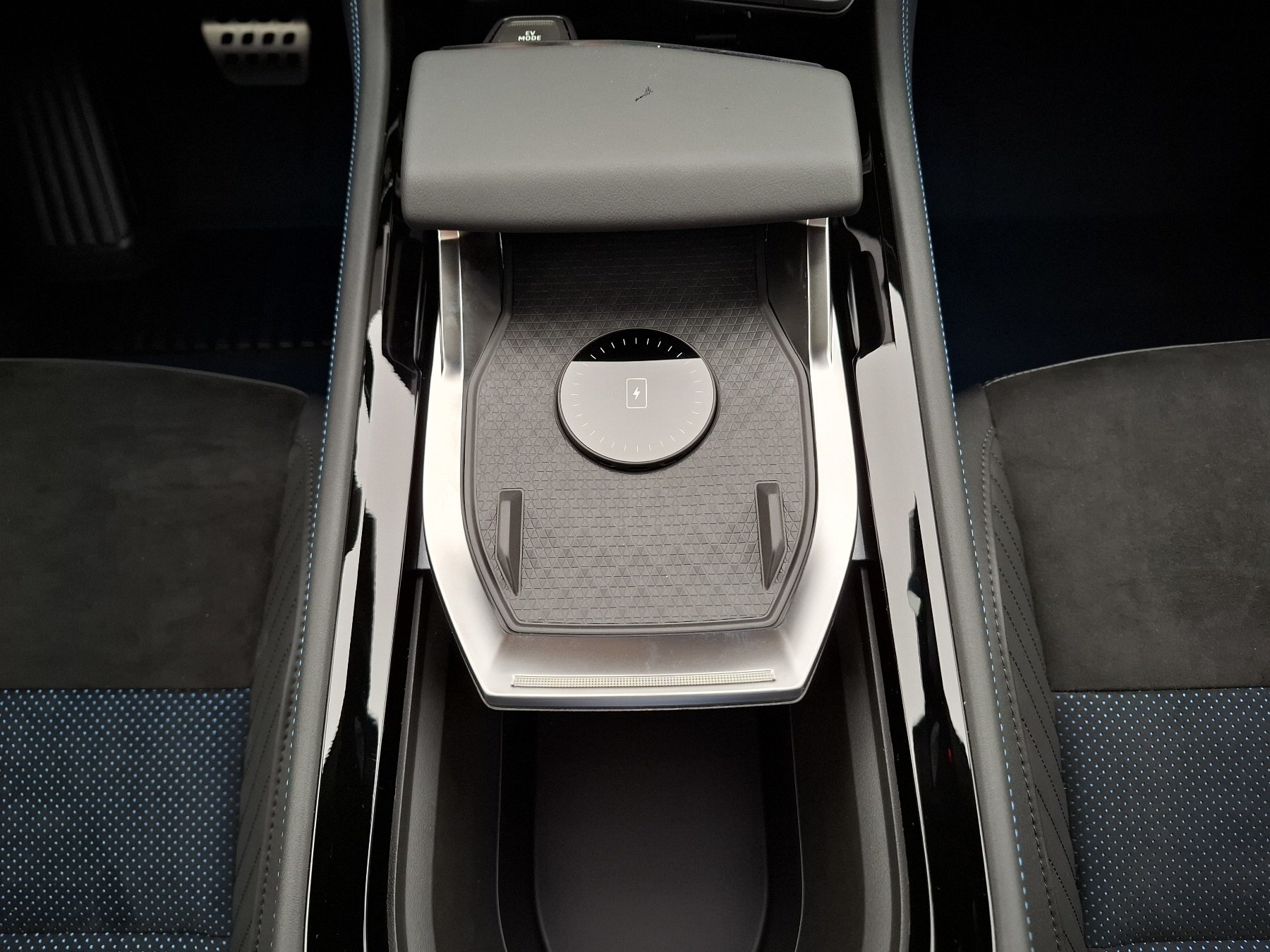 Bild 29 - Rafale Atelier Alpine E-Tech 4x4 300 Plug-in