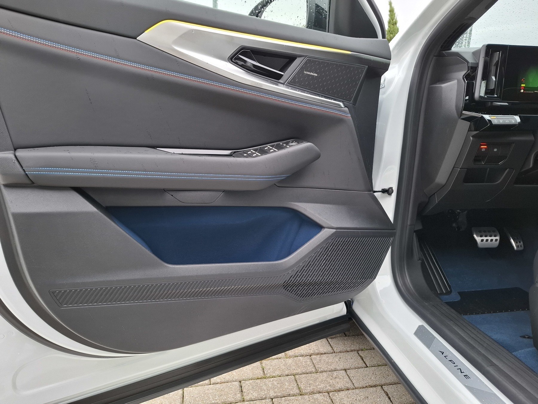 Bild 37 - Rafale Atelier Alpine E-Tech 4x4 300 Plug-in