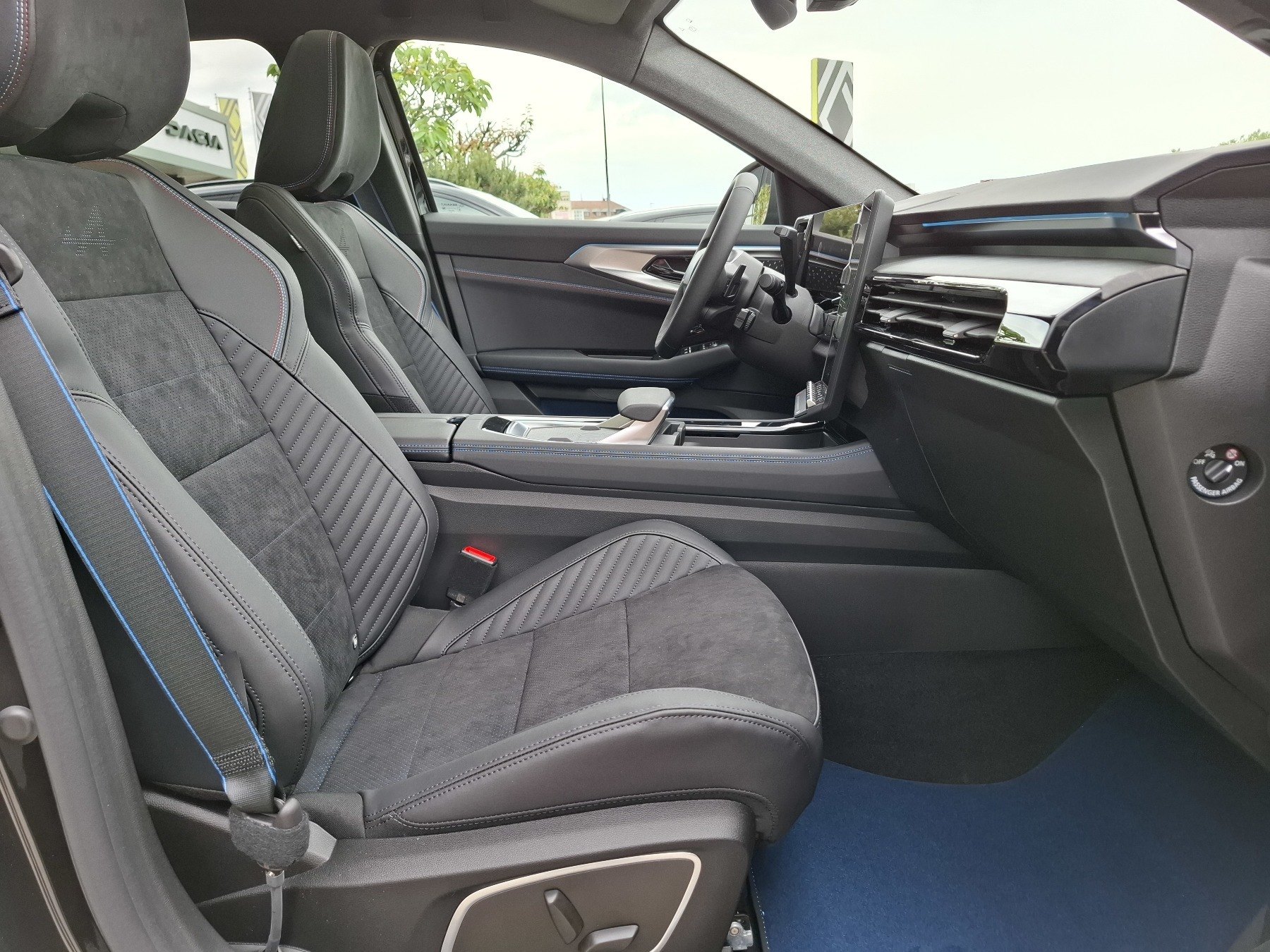Bild 14 - Rafale Esprit Alpine E-Tech Full Hybrid 200
