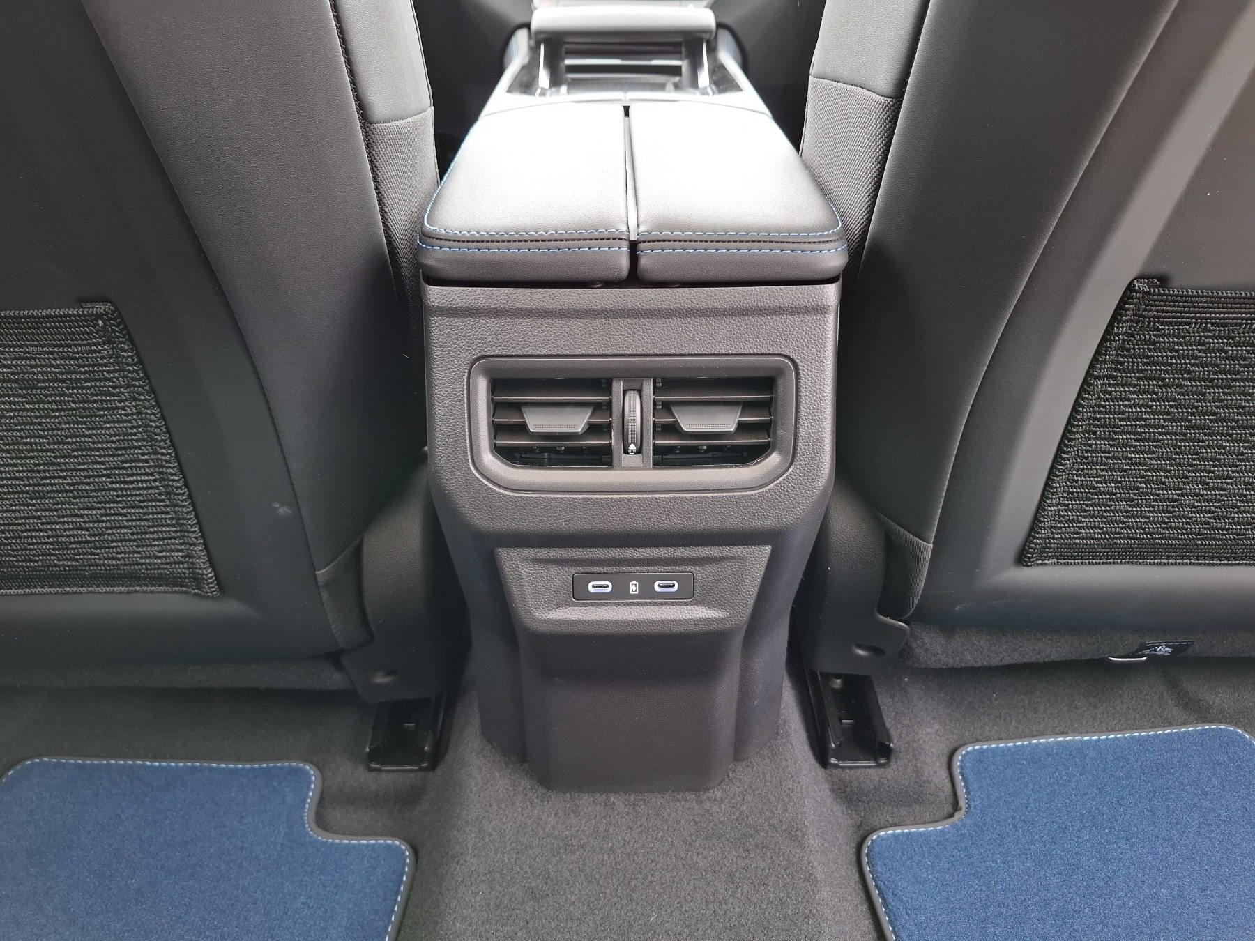 Bild 16 - Rafale Esprit Alpine E-Tech Full Hybrid 200