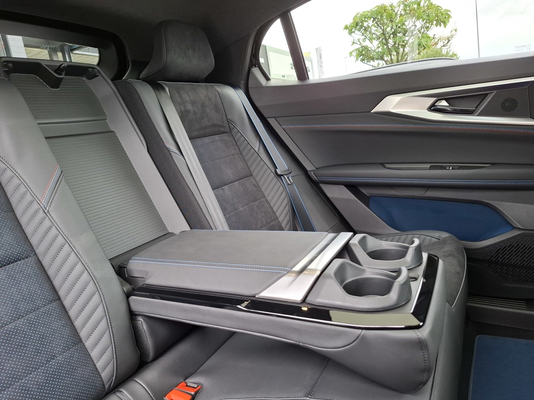 Bild 17 - Rafale Esprit Alpine E-Tech Full Hybrid 200