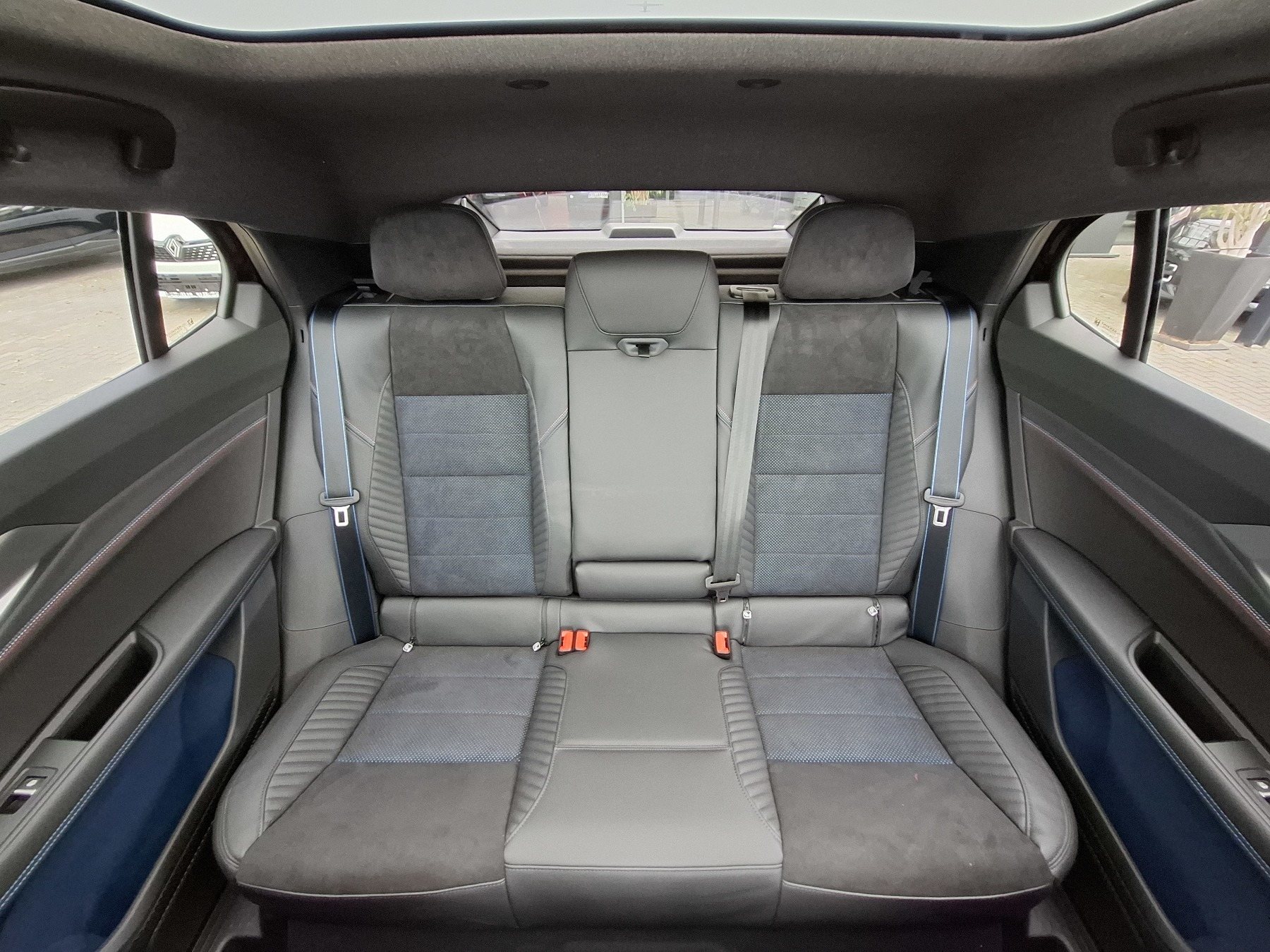 Bild 19 - Rafale Esprit Alpine E-Tech Full Hybrid 200