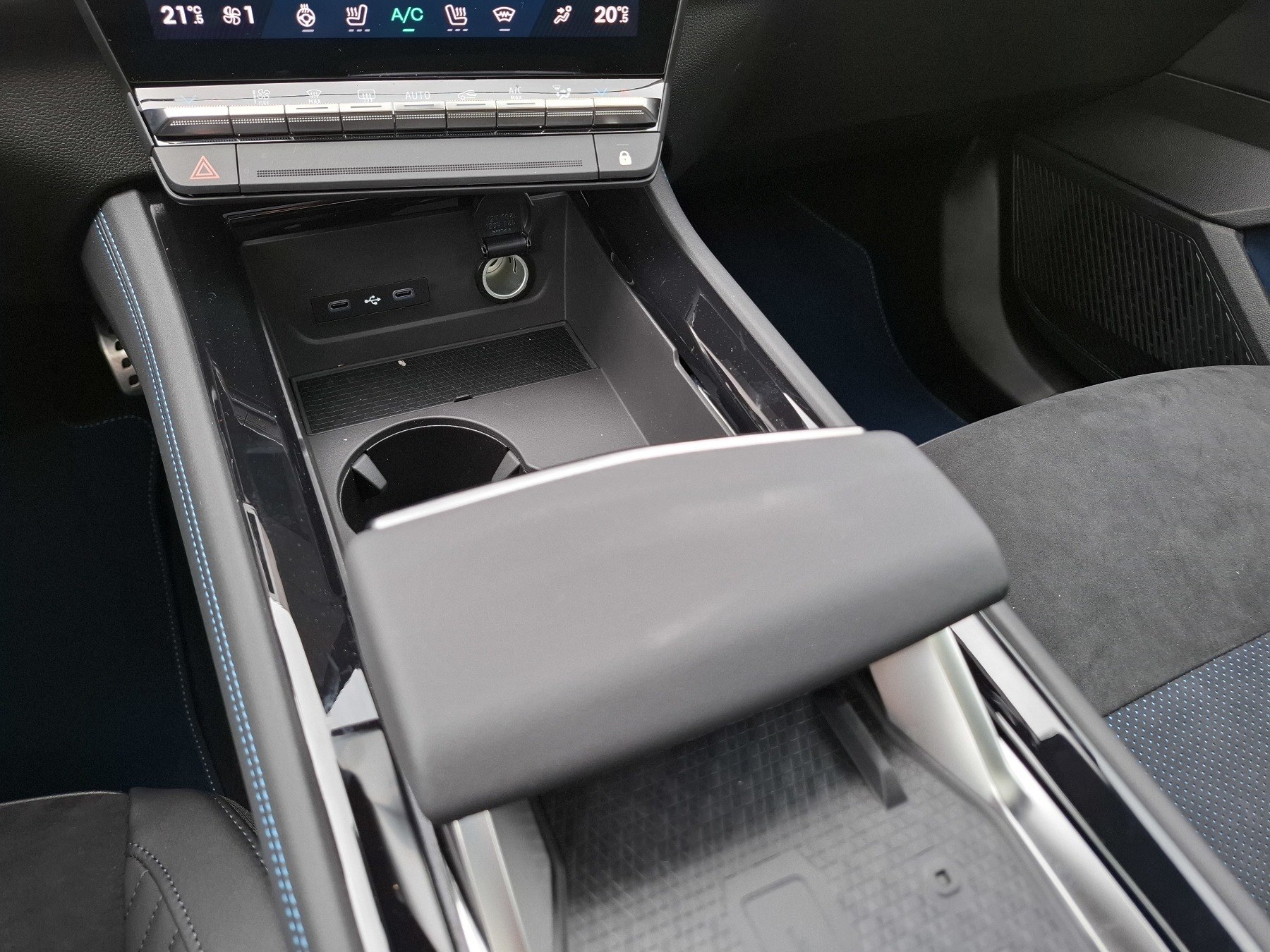 Bild 27 - Rafale Esprit Alpine E-Tech Full Hybrid 200