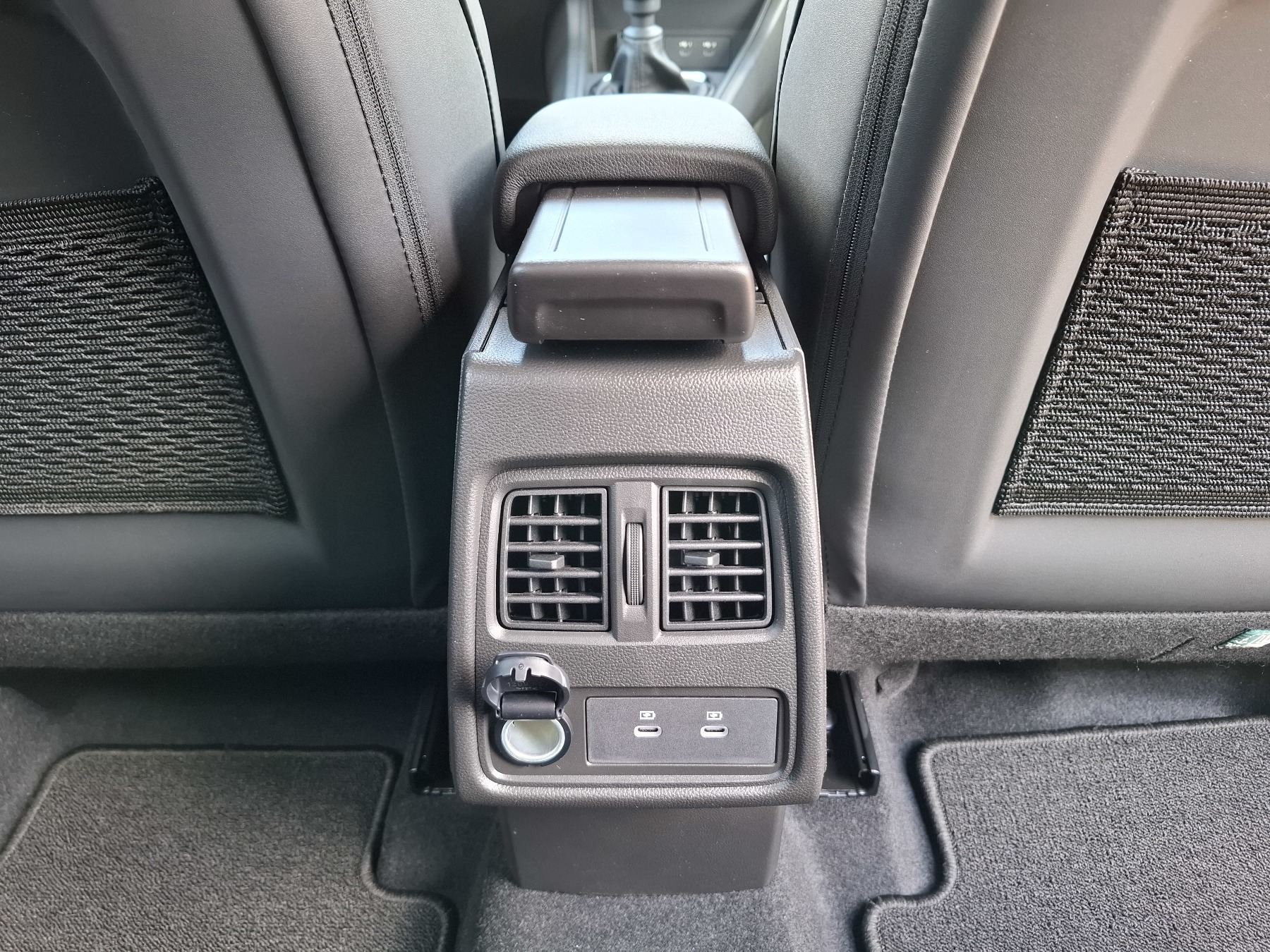Bild 17 - Captur Techno Mild Hybrid 140