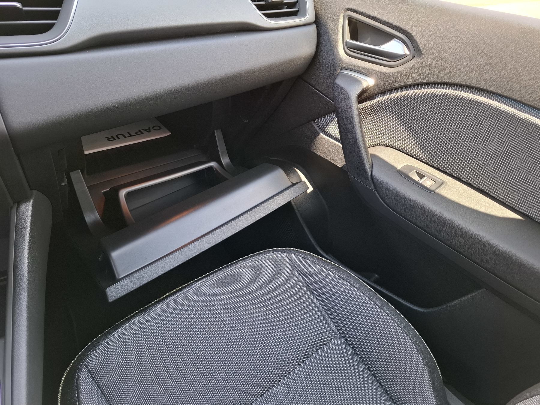 Bild 27 - Captur Techno Mild Hybrid 140