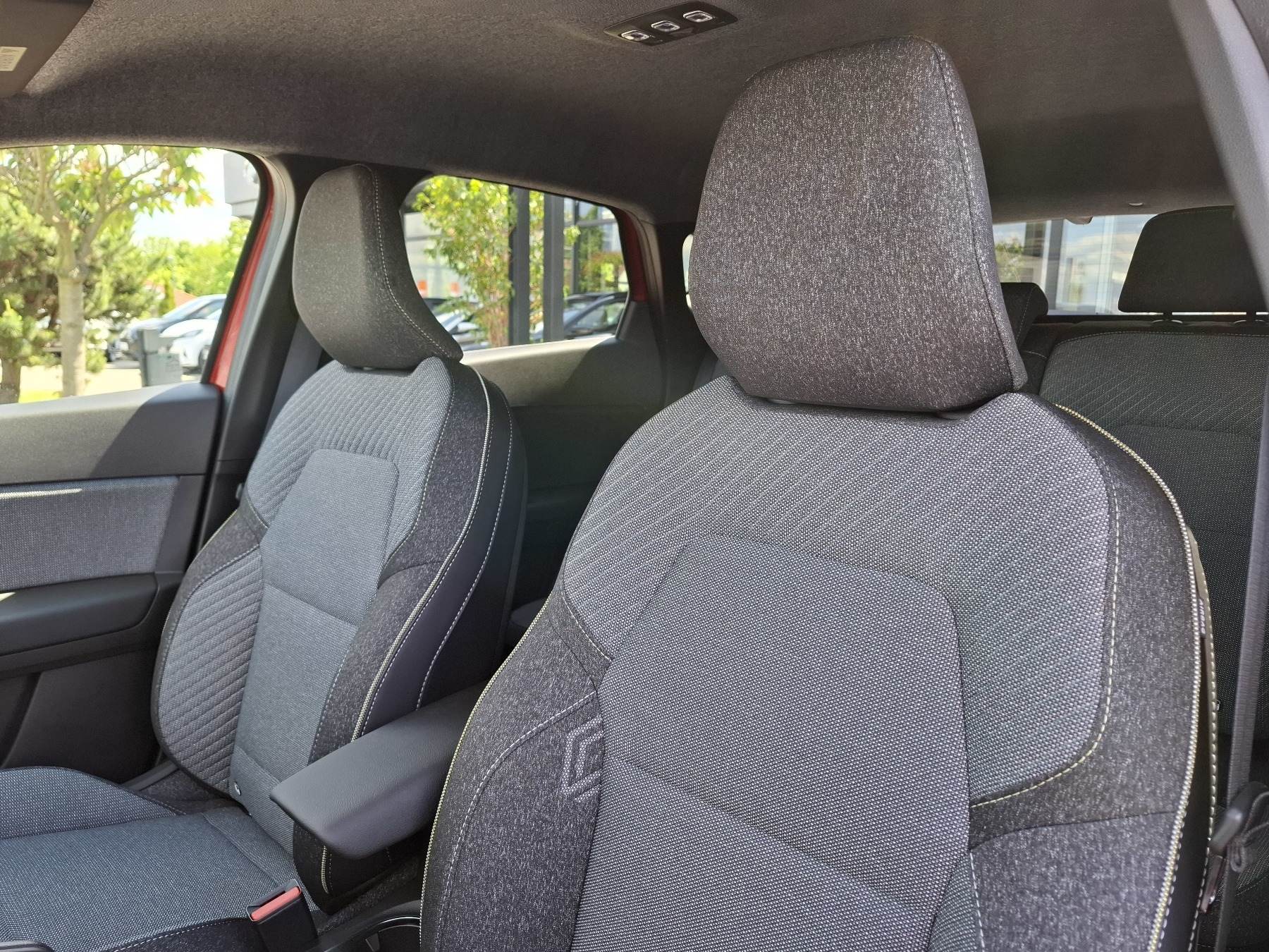 Bild 29 - Captur Techno Mild Hybrid 140