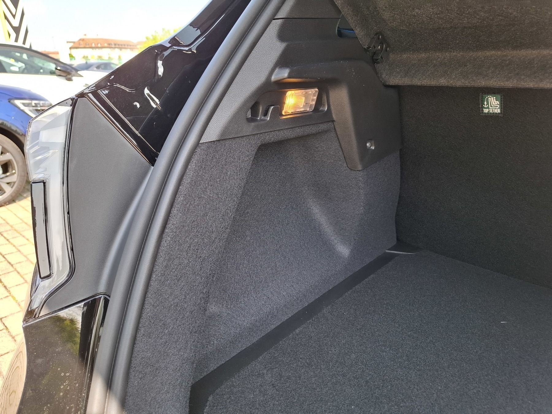 Bild 13 - Captur Esprit Alpine Mild Hybrid 160 EDC