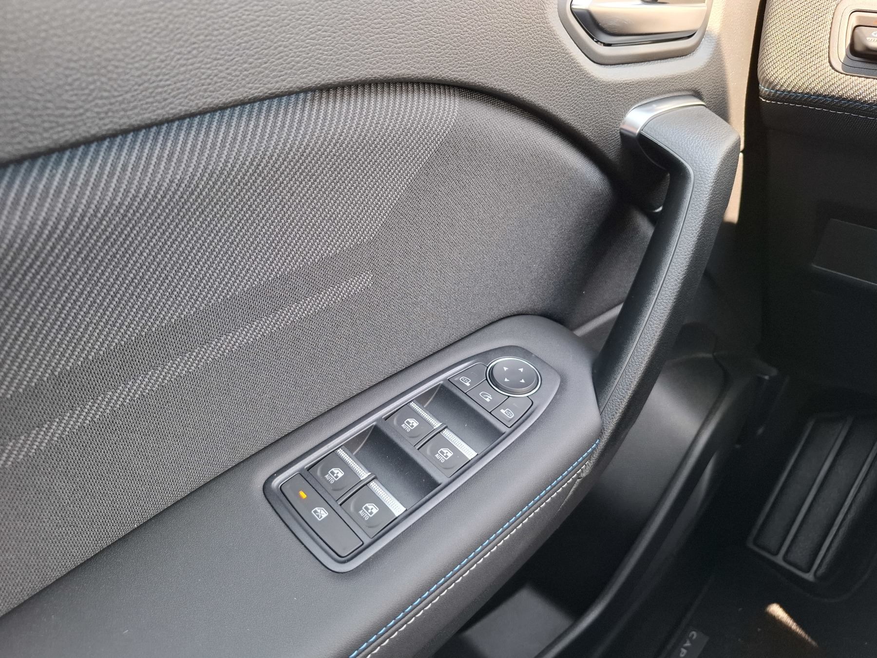 Bild 33 - Captur Esprit Alpine Mild Hybrid 160 EDC