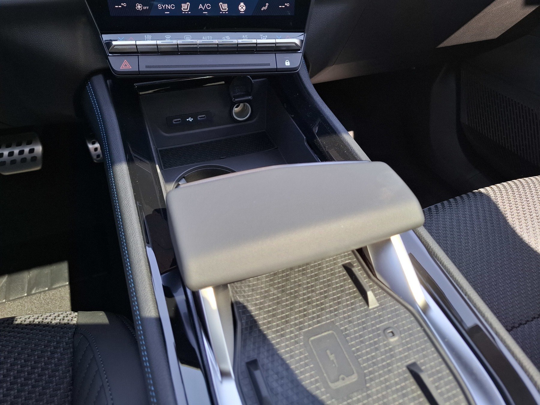 Bild 25 - Austral Esprit Alpine Mild Hybrid 160 Automatik