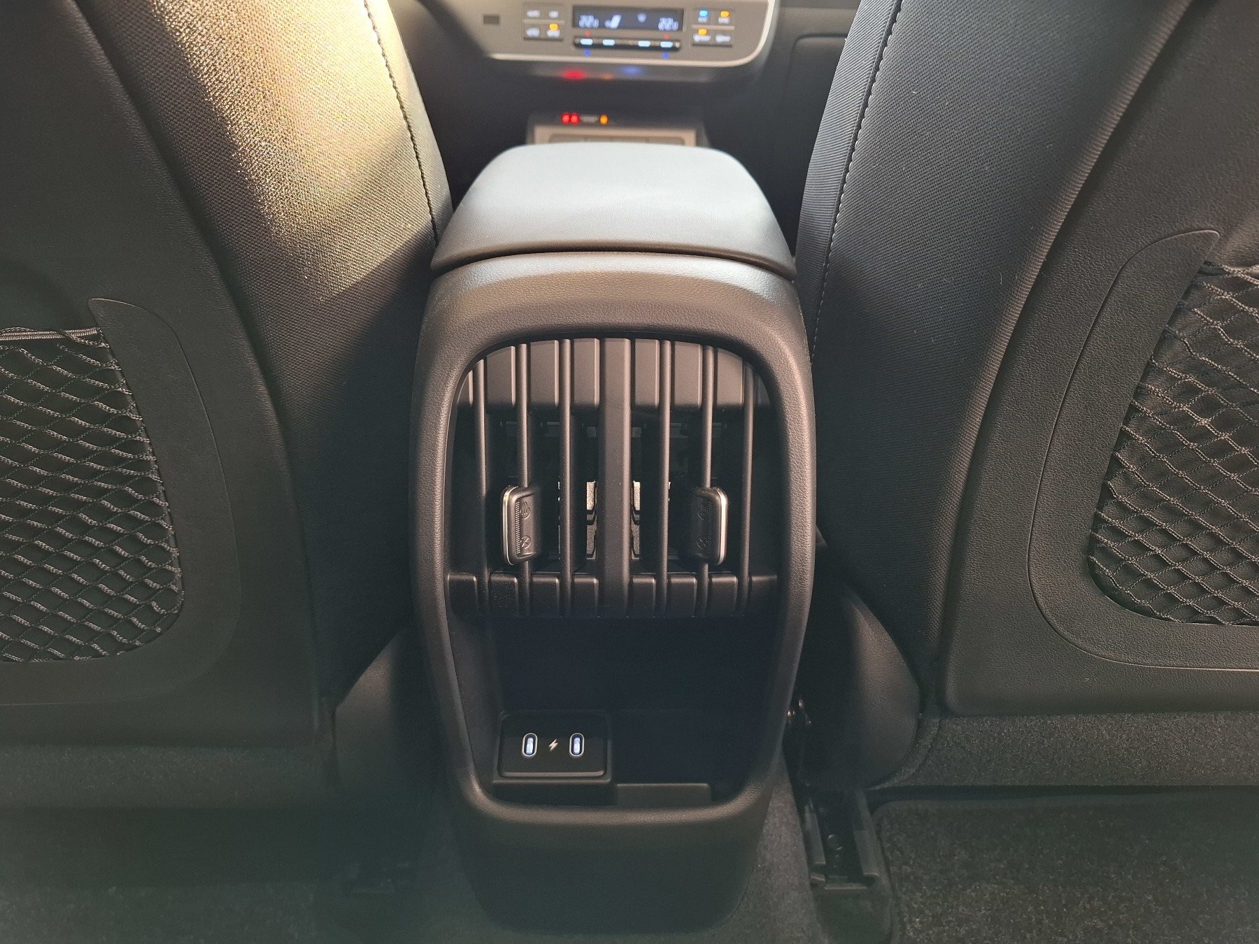 Bild 14 - KONA SX2 1.6 T-GDI (138 PS) 7-DCT 2WD Trend