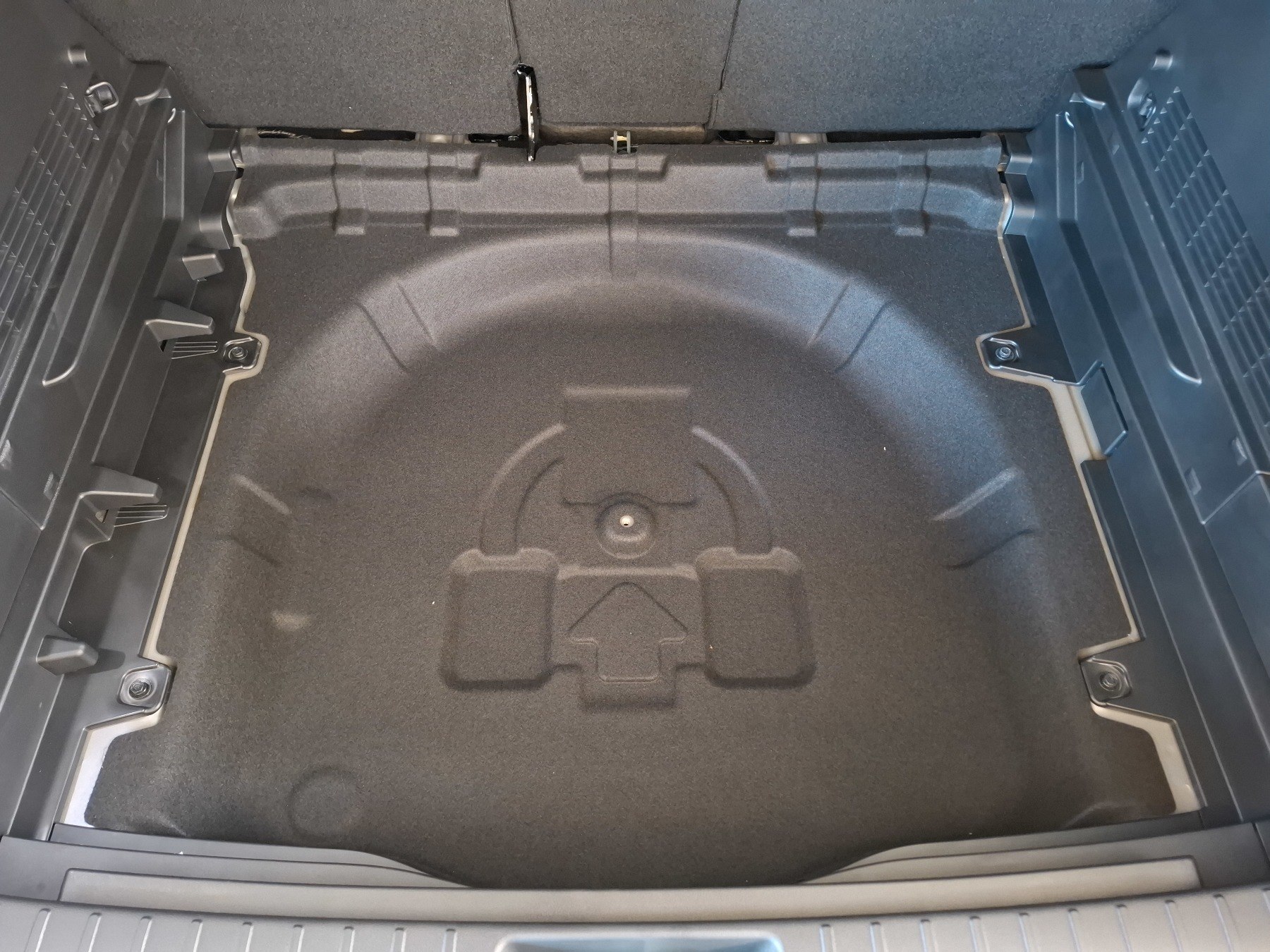 Bild 9 - KONA SX2 1.6 T-GDI (138 PS) 7-DCT 2WD Trend