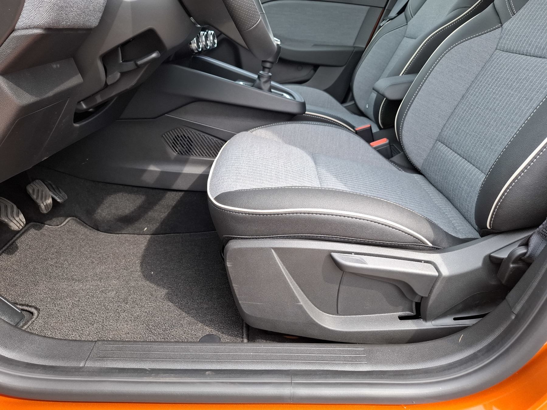 Bild 29 - Clio Techno TCe 90