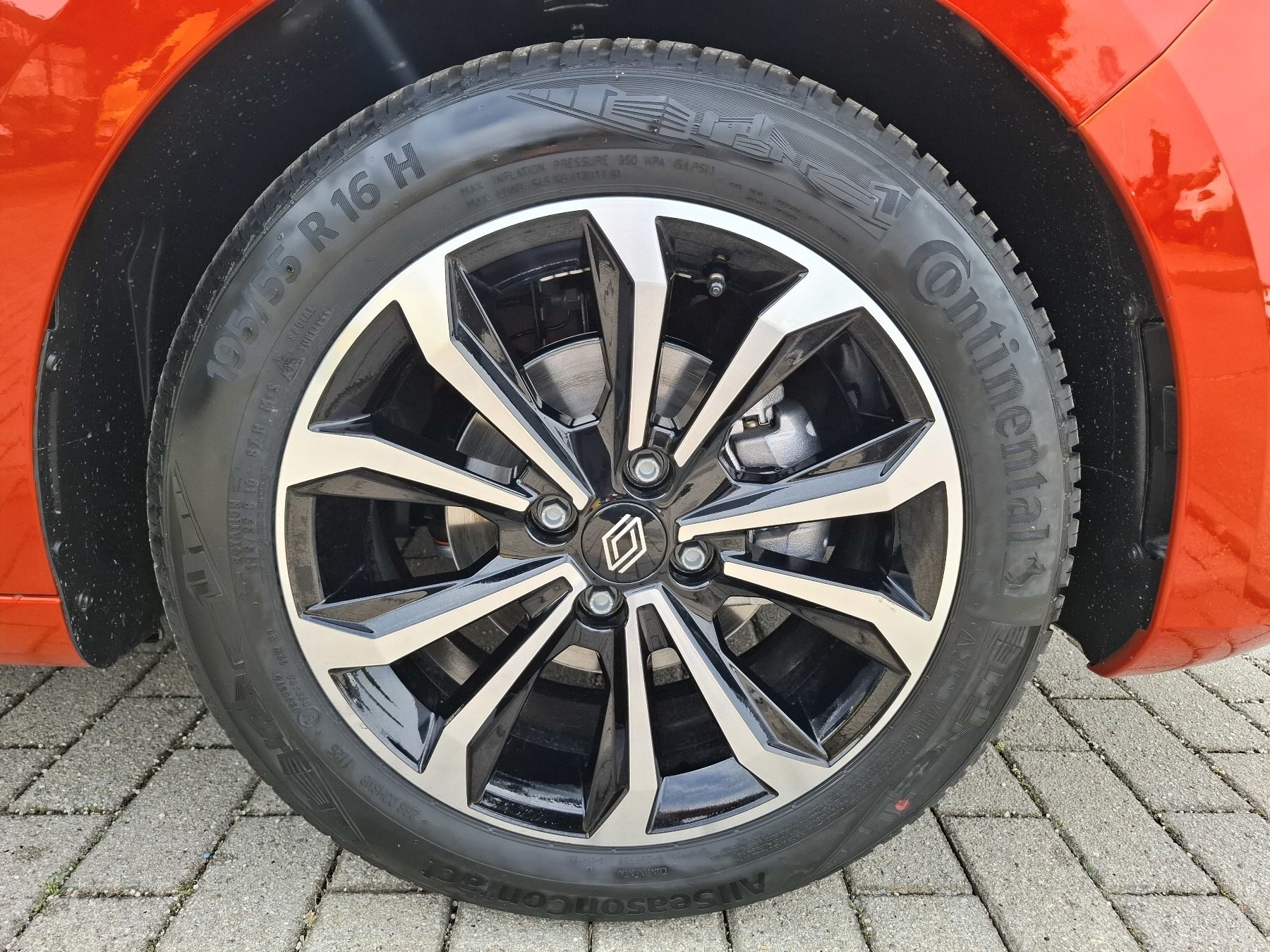 Bild 36 - Clio Techno TCe 90