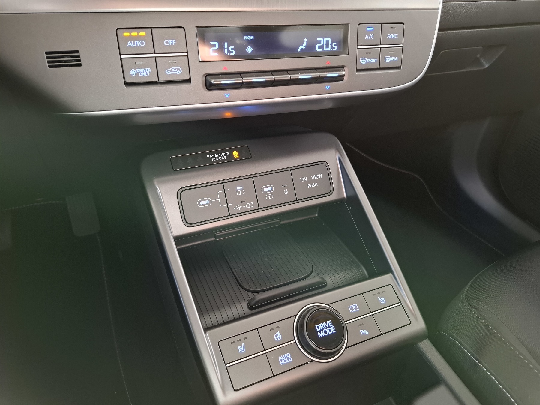 Bild 25 - KONA SX2 HEV 1.6 GDI (129 PS) 6-DCT 2WD Trend