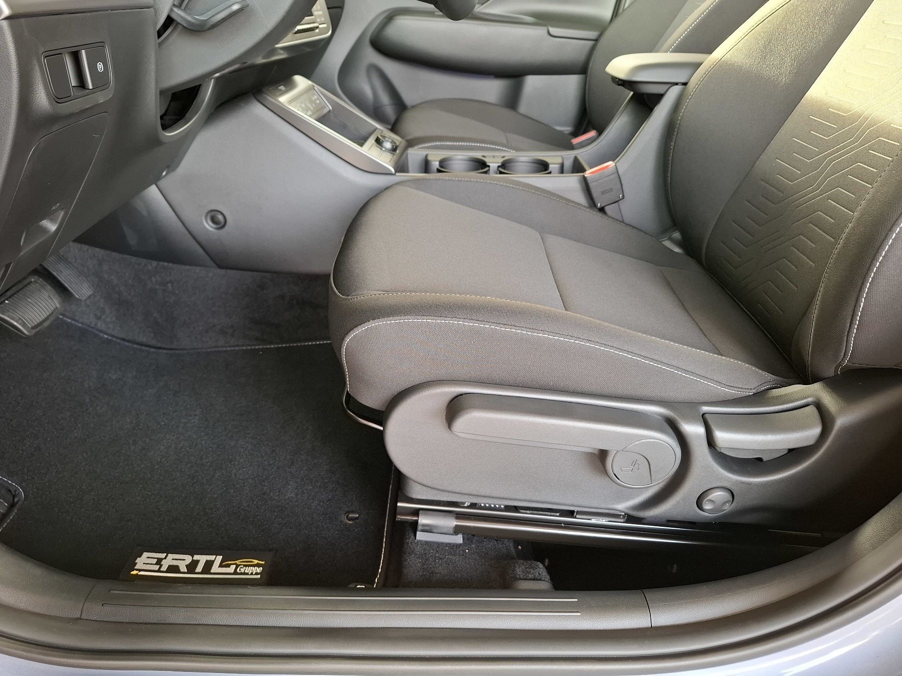 Bild 30 - KONA SX2 HEV 1.6 GDI (129 PS) 6-DCT 2WD Trend