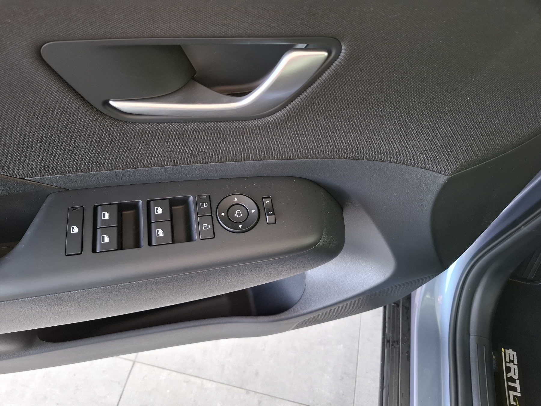 Bild 32 - KONA SX2 HEV 1.6 GDI (129 PS) 6-DCT 2WD Trend