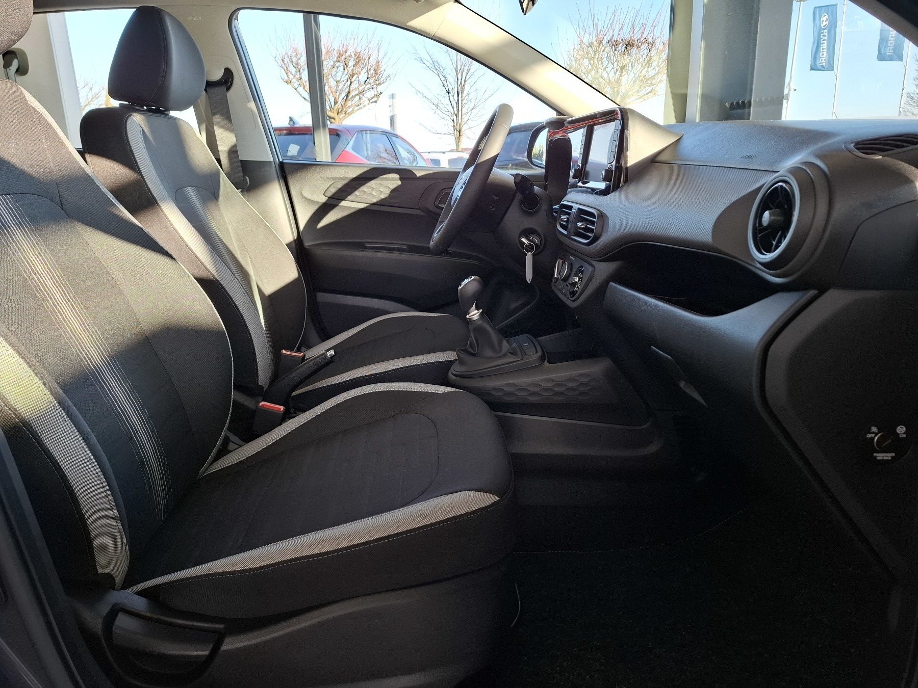 Bild 11 - i10 FL (MY25) 1.0 Benzin (63 PS) 5-MT 2WD Select