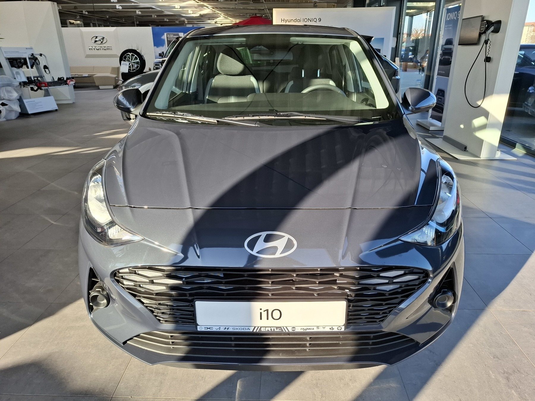 Bild 2 - i10 FL (MY25) 1.0 Benzin (63 PS) 5-MT 2WD Select